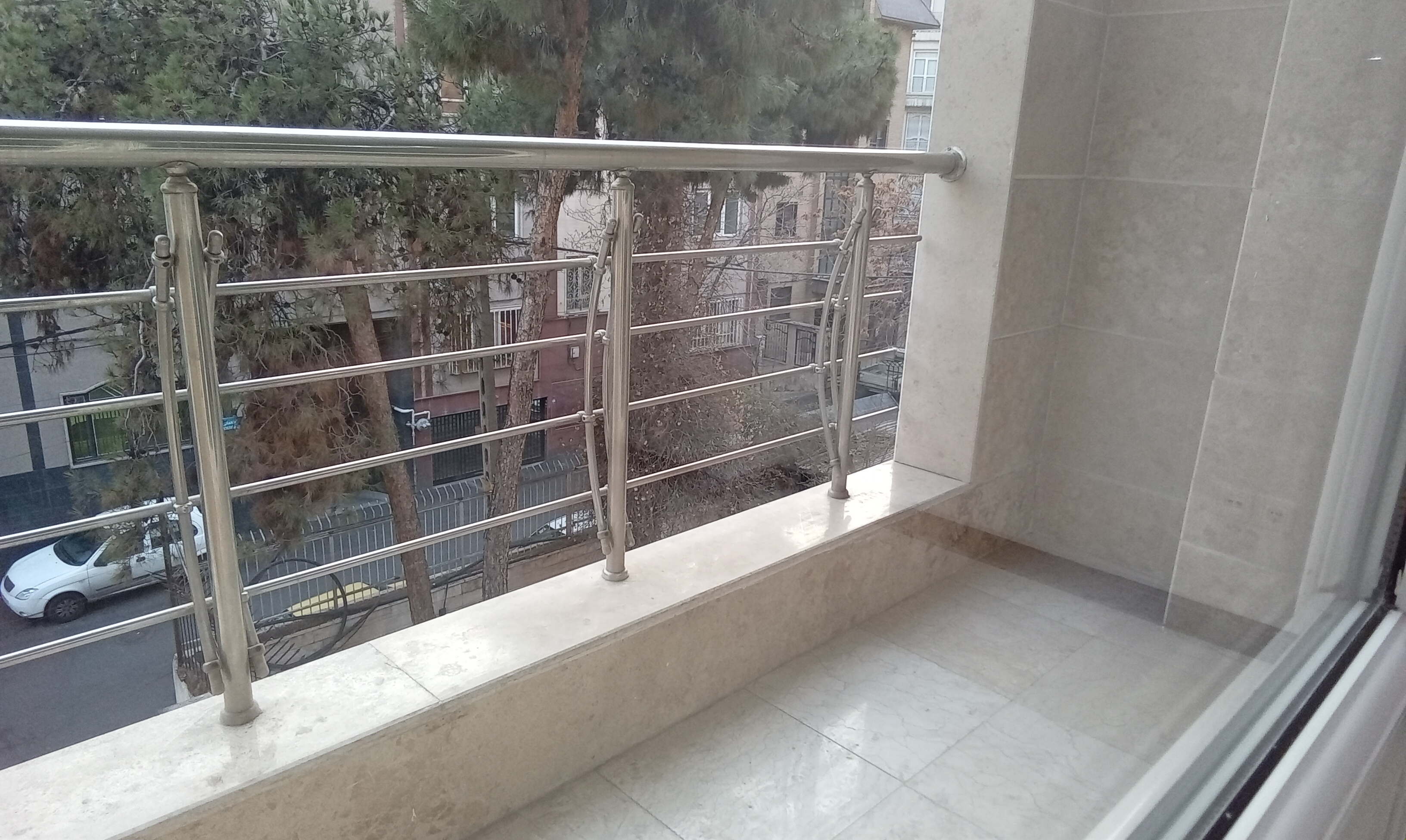 108متر دوخواب امکانات کامل