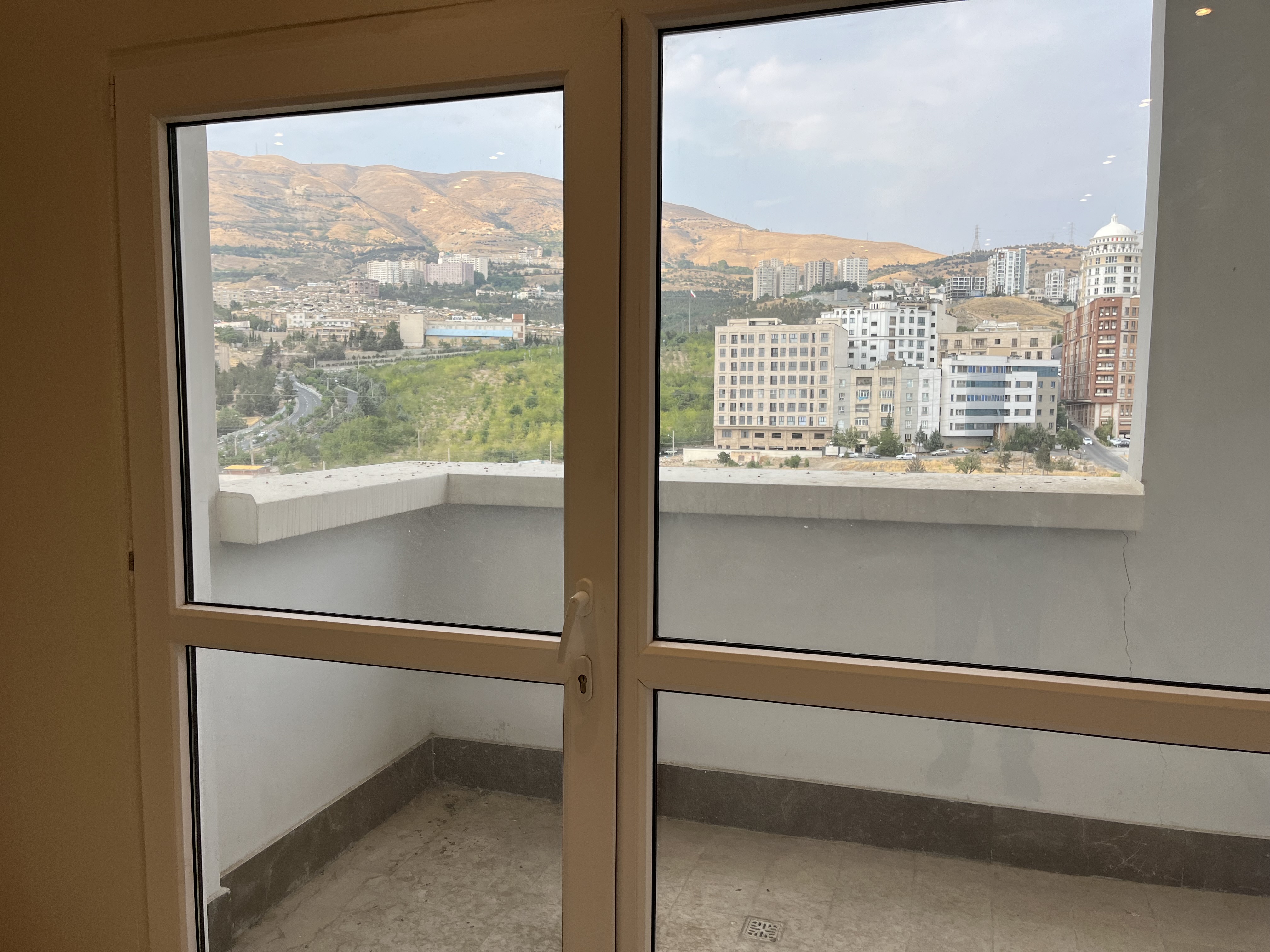 فروش اپارتمان 120 متر نیاوران گلسنگ