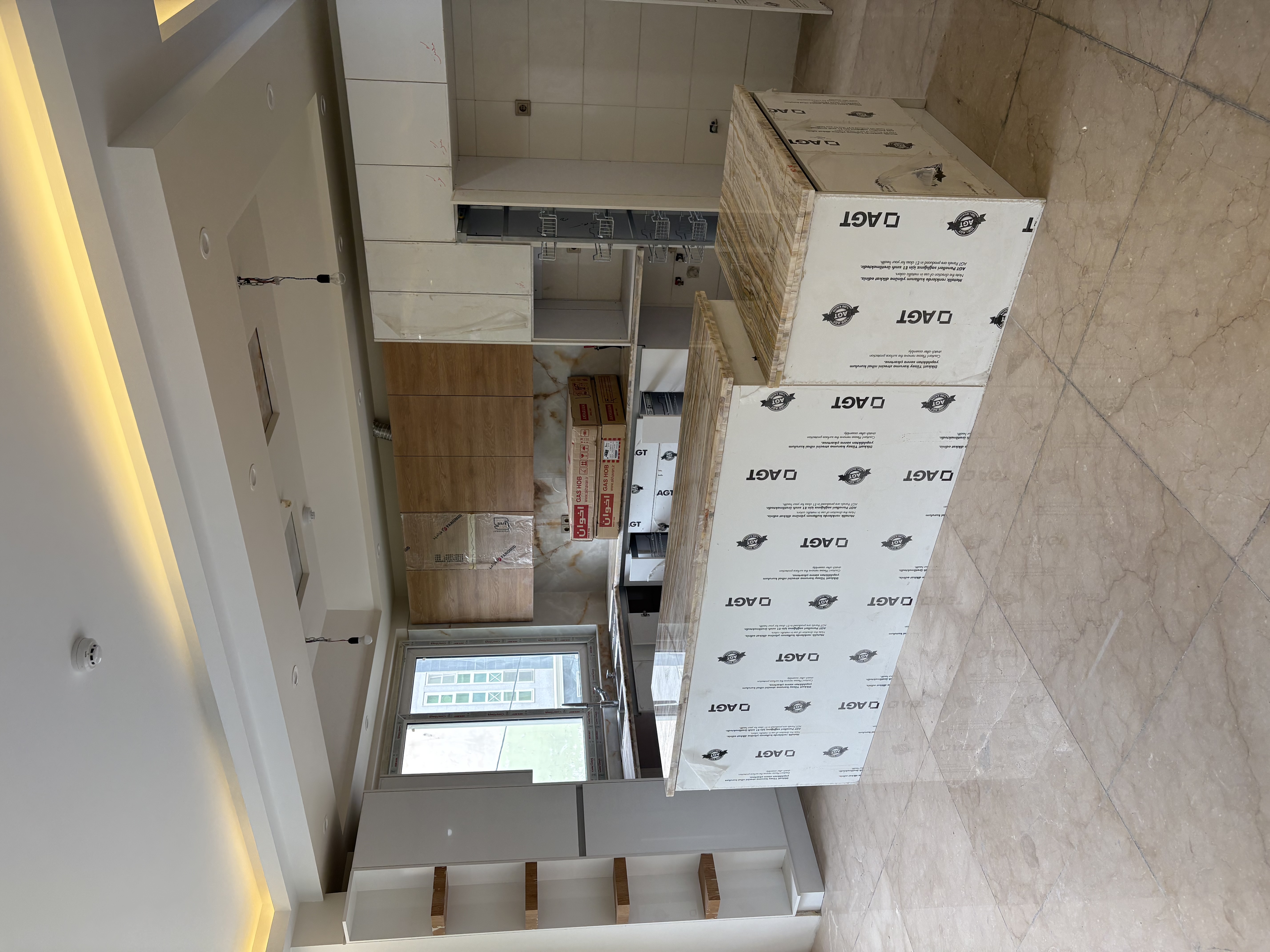 فروش آپارتمان 115 متر جهانتاب آریای شرقی فول مشاعات