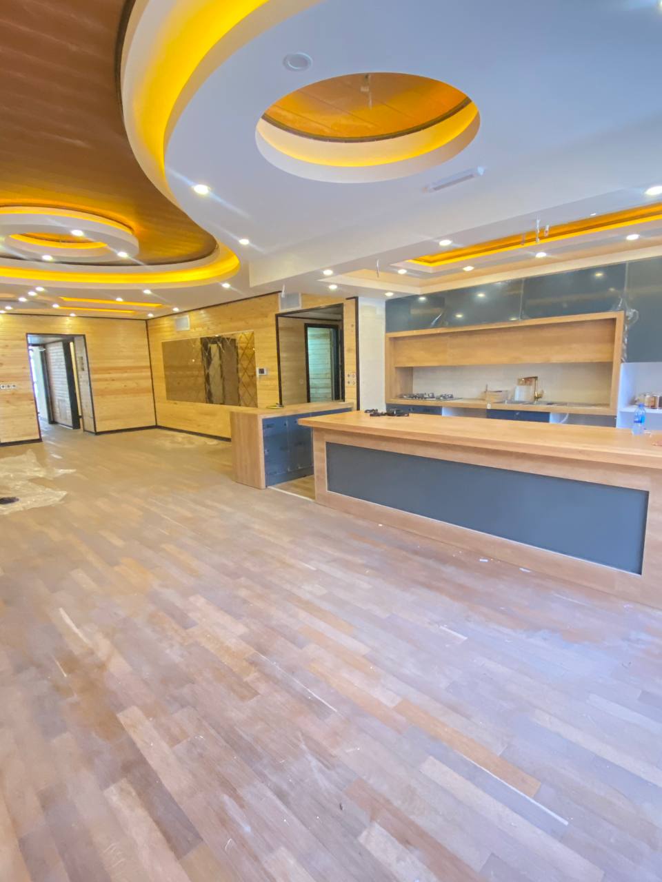 فروش آپارتمان 155 متر هفت حوض سه خواب تاپ لوکیشن غرق نور