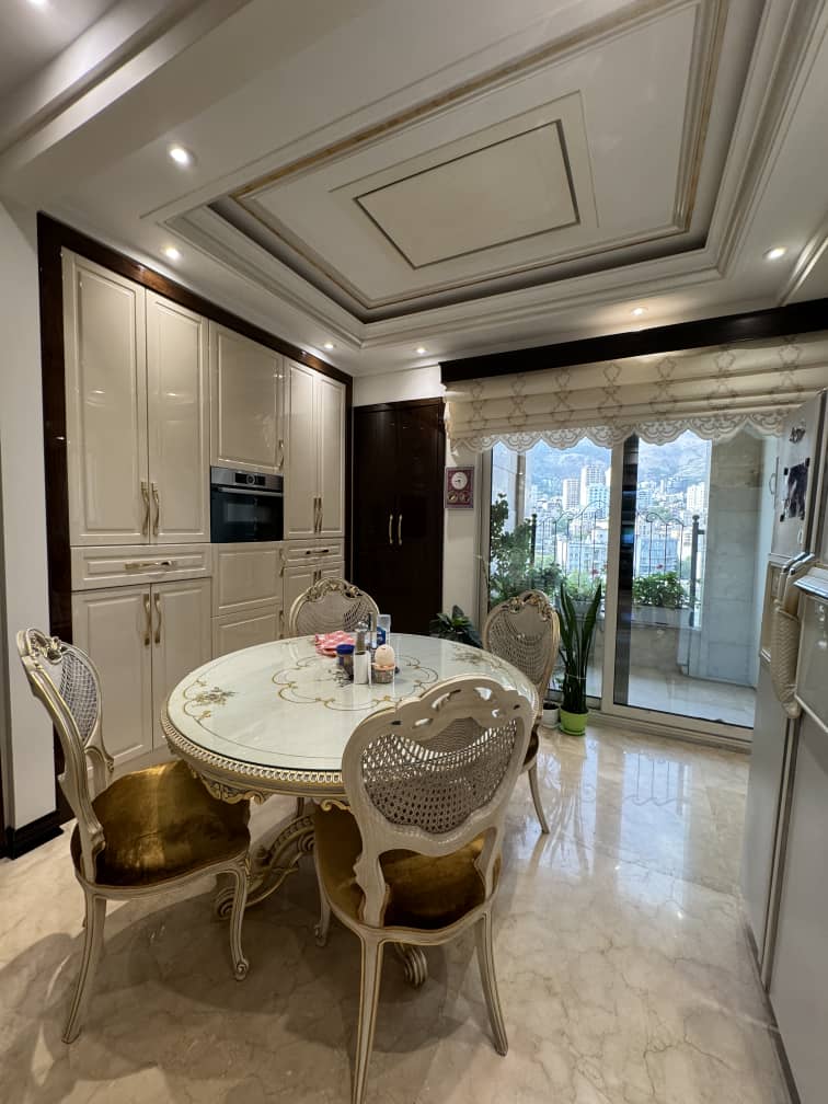 فروش پنت هاوس 250 متر فرمانیه تاپ