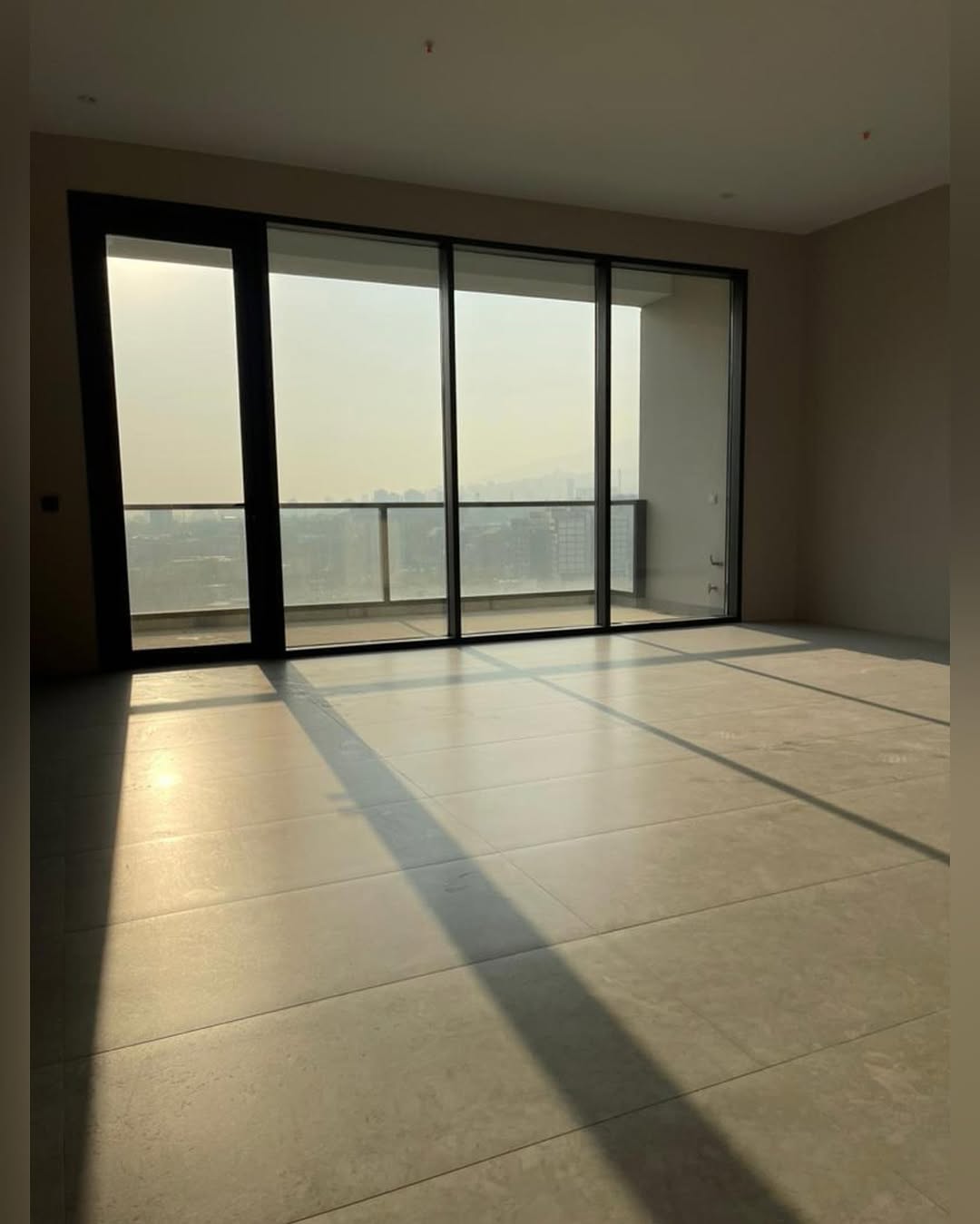 اجاره آپارتمان 180 متر مدرن تاپ لوکیشن نیاوران