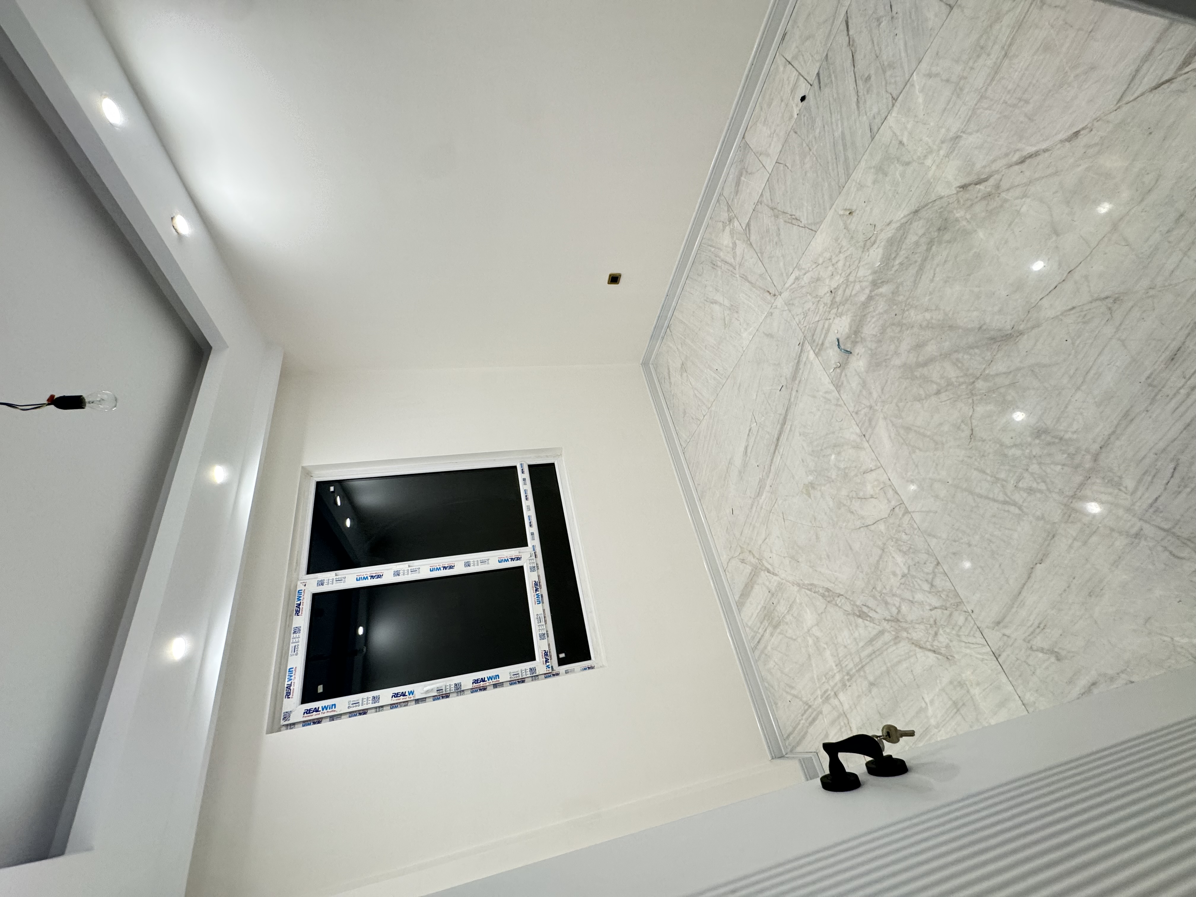 اجاره اپارتمان 86 متر فدک 2خوابه کلید نخورده