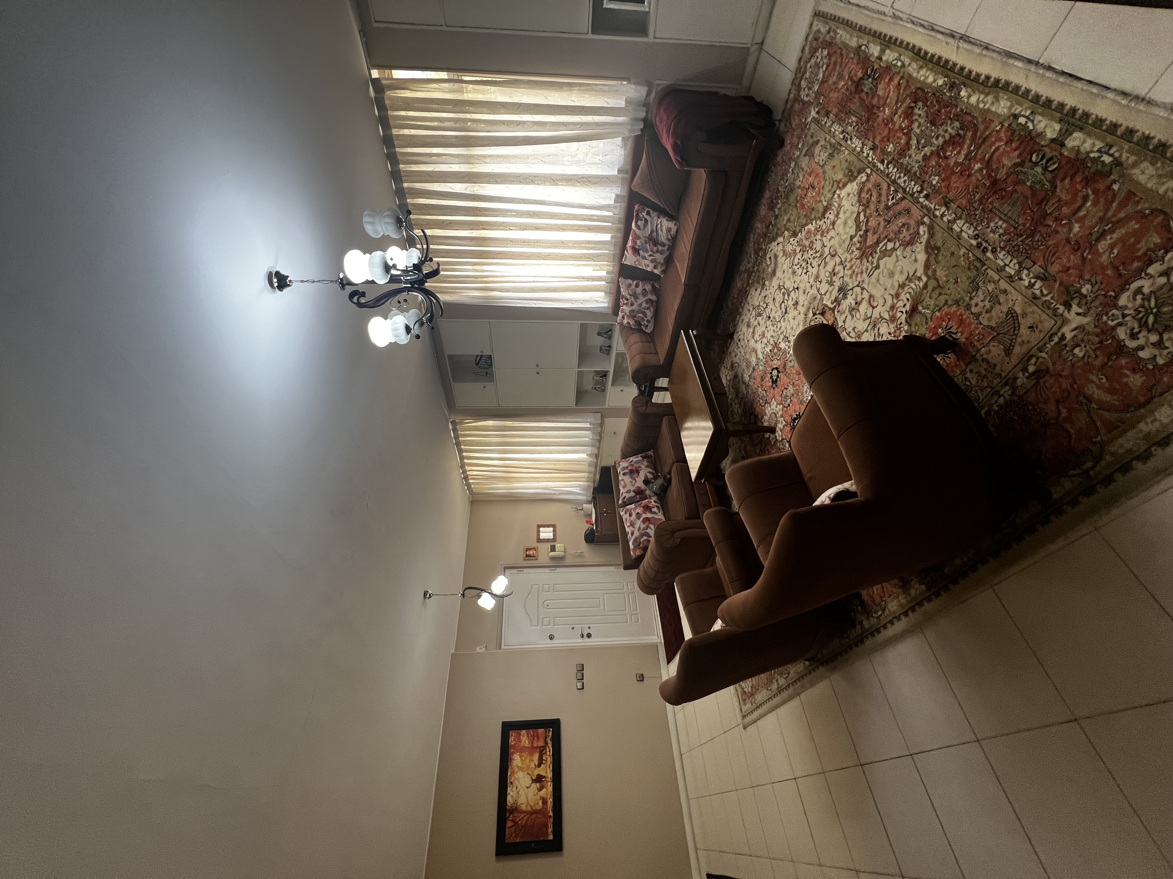 فروش 125 متر آپارتمان قیطریه غرق نور مستقیم از حیاط