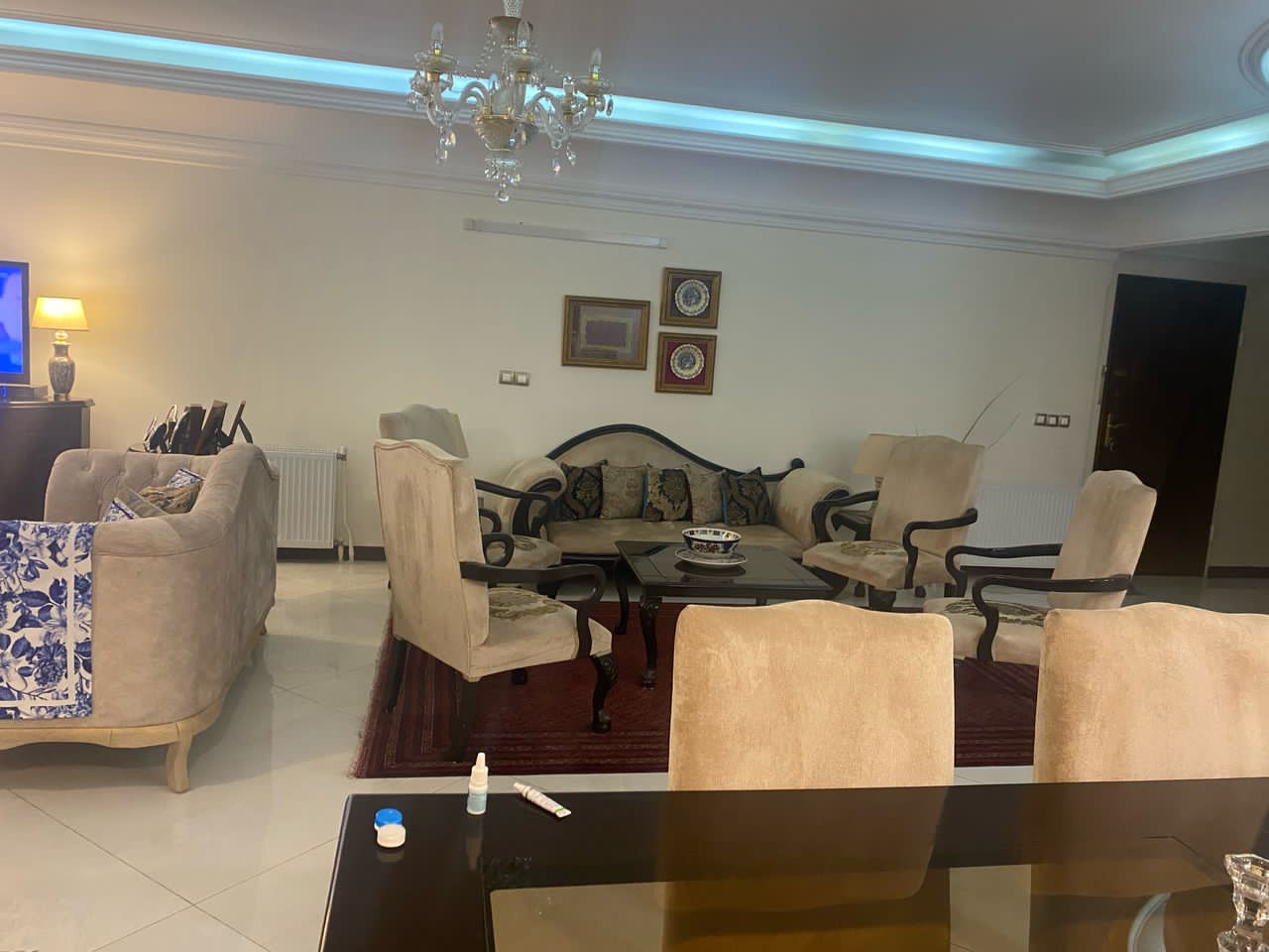 فروش آپارتمان  105متر نیاوران  استخر فعال