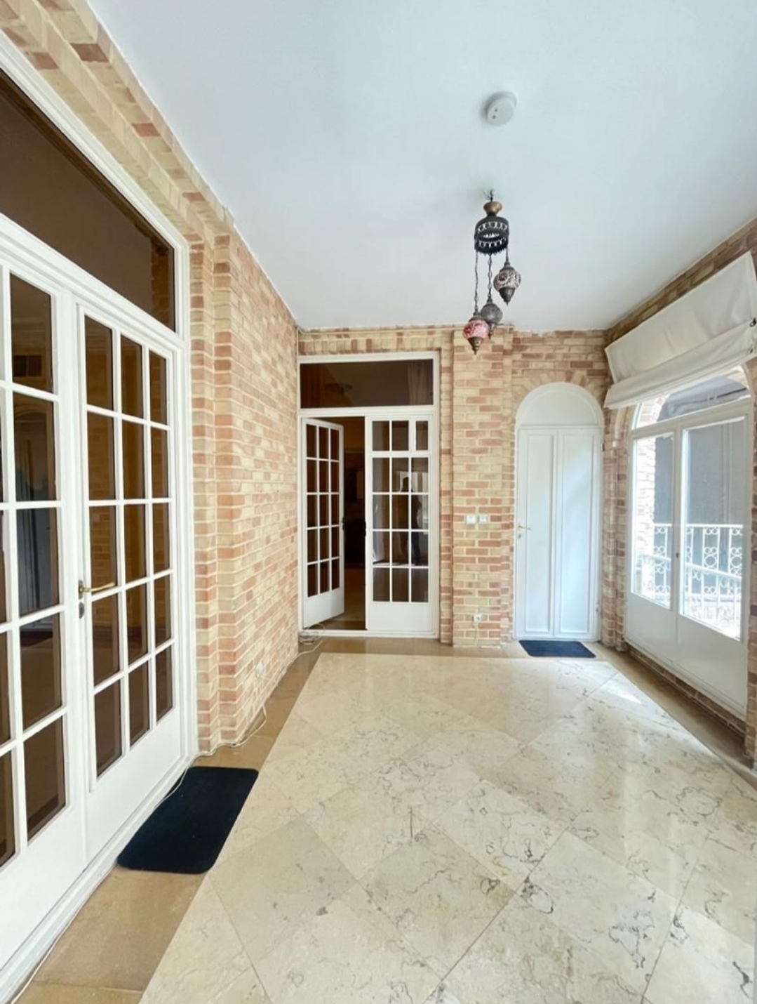 اجاره ویلایی 400متر نیاوران دربست