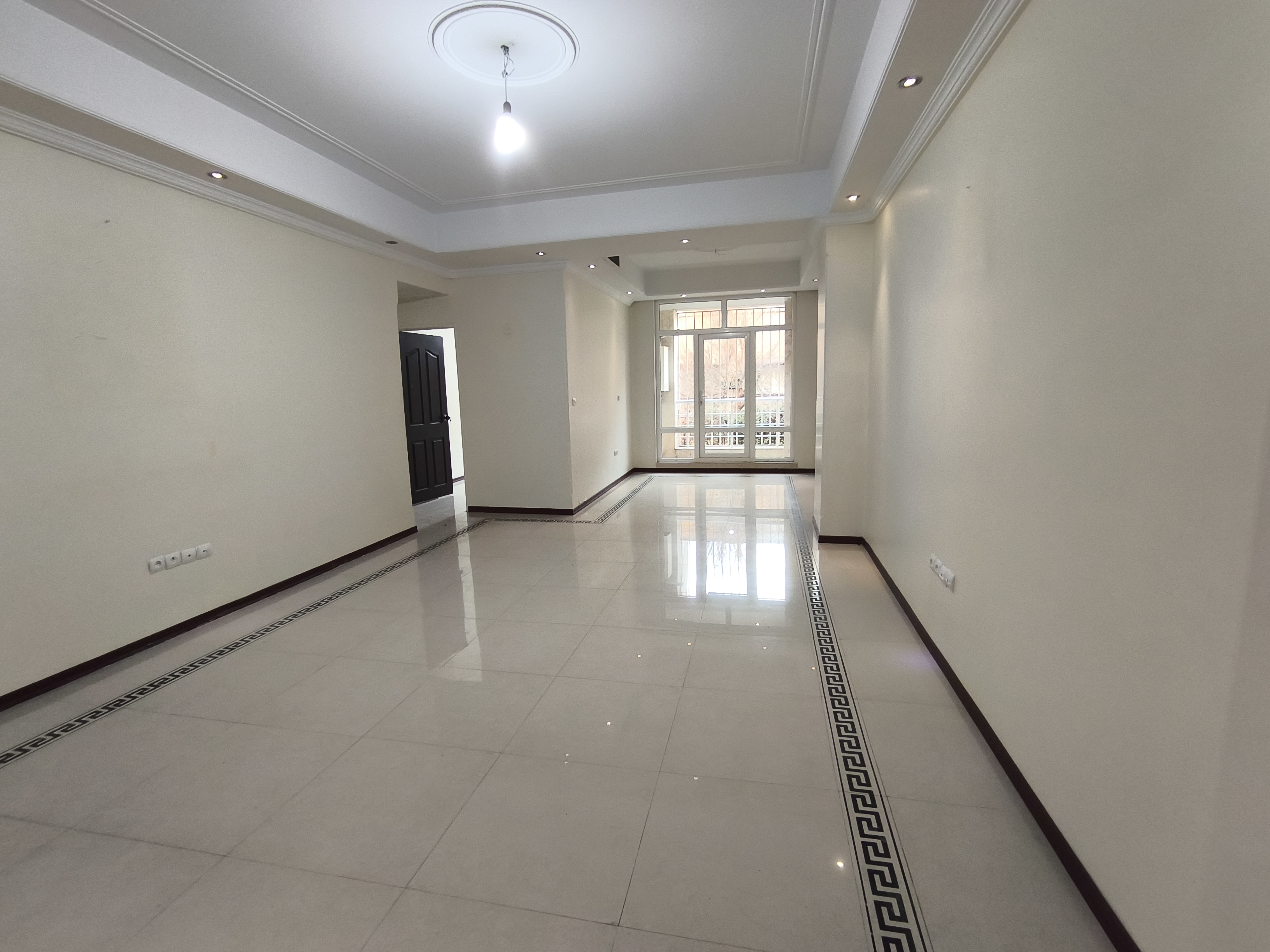 فروش آپارتمان 98 متری دو خواب فول امکانات