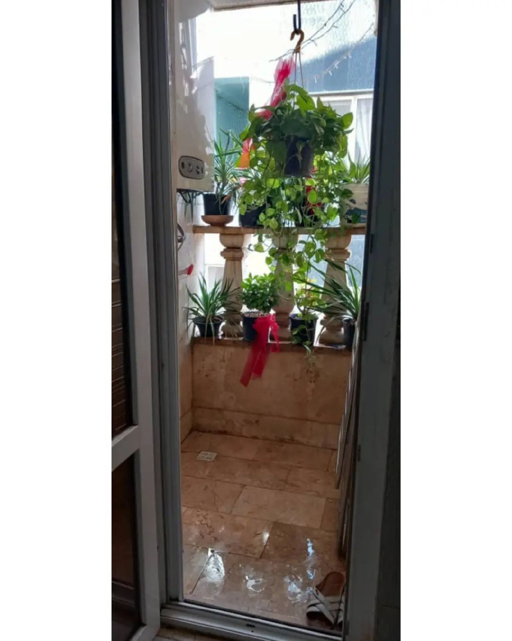 اجاره آپارتمان 110 متر نیاوران به کف رسیده