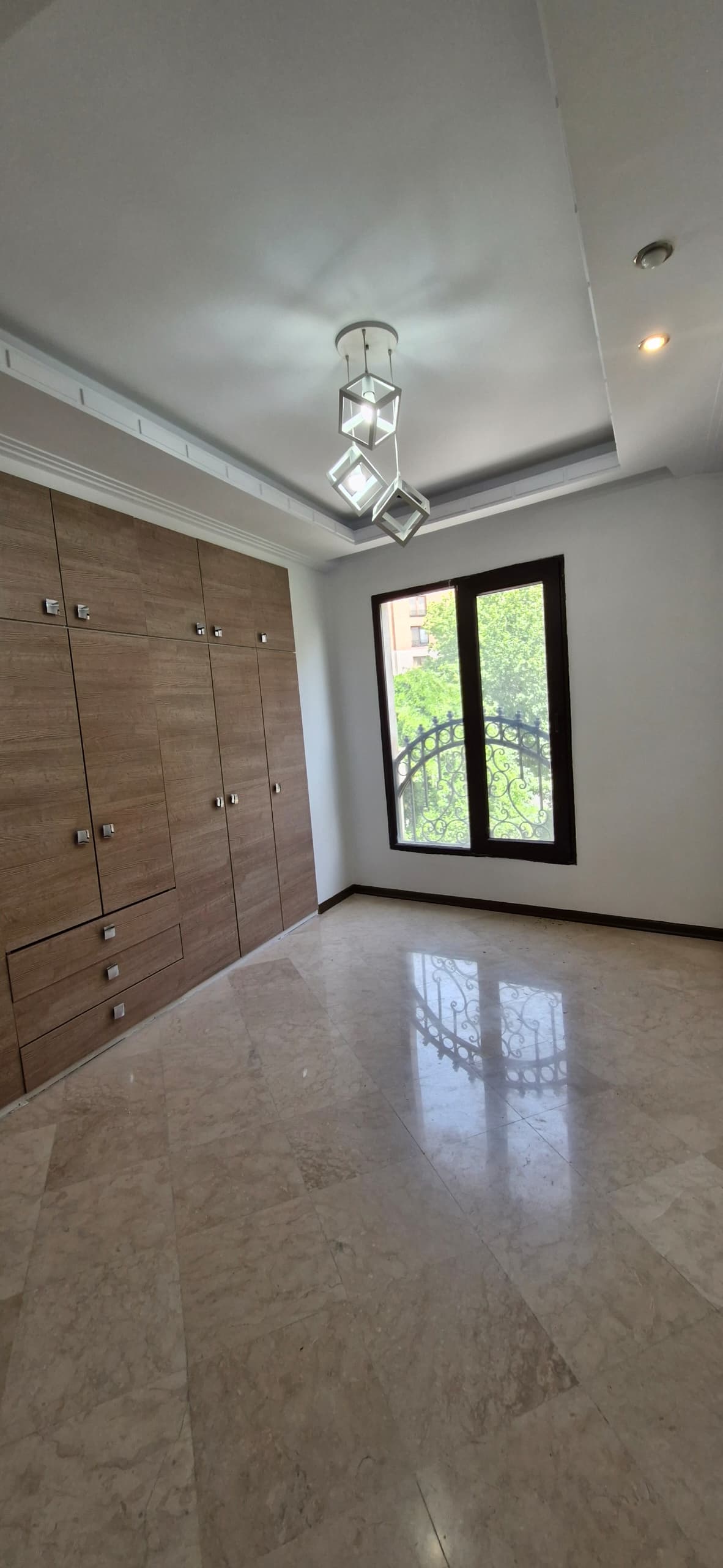 فروش آپارتمان 145متر تاپ لوکیشن نیاوران عمار