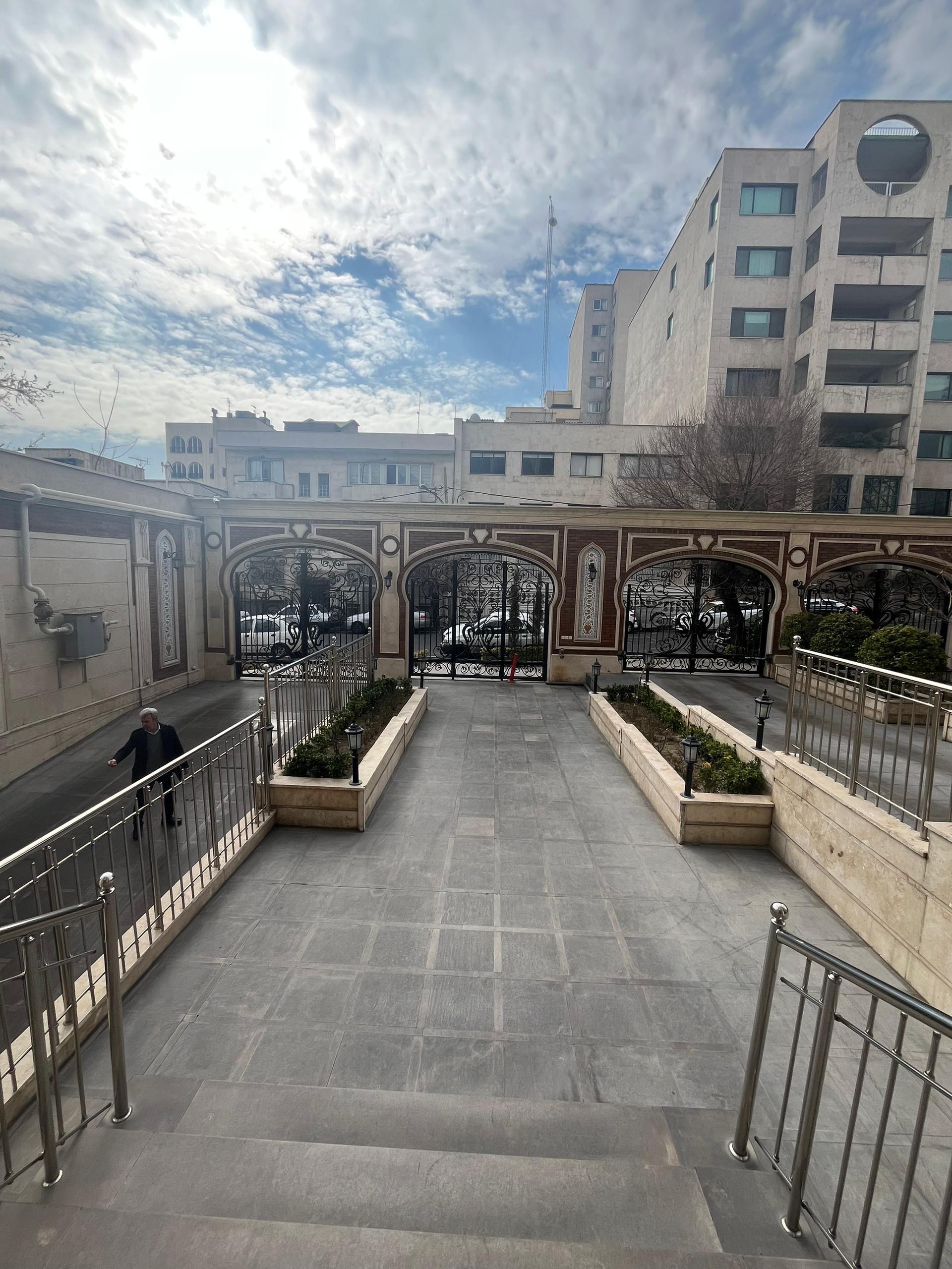 فروش اداری 230متر فرمانیه