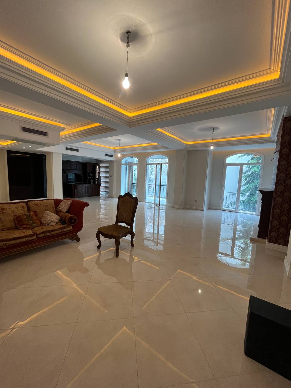 فروش آپارتمان 250 متر نیاوران