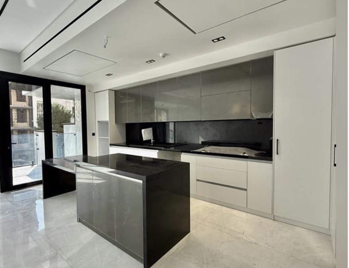 فروش آپارتمان 120 متر دولت فول بازسازی غرق نور