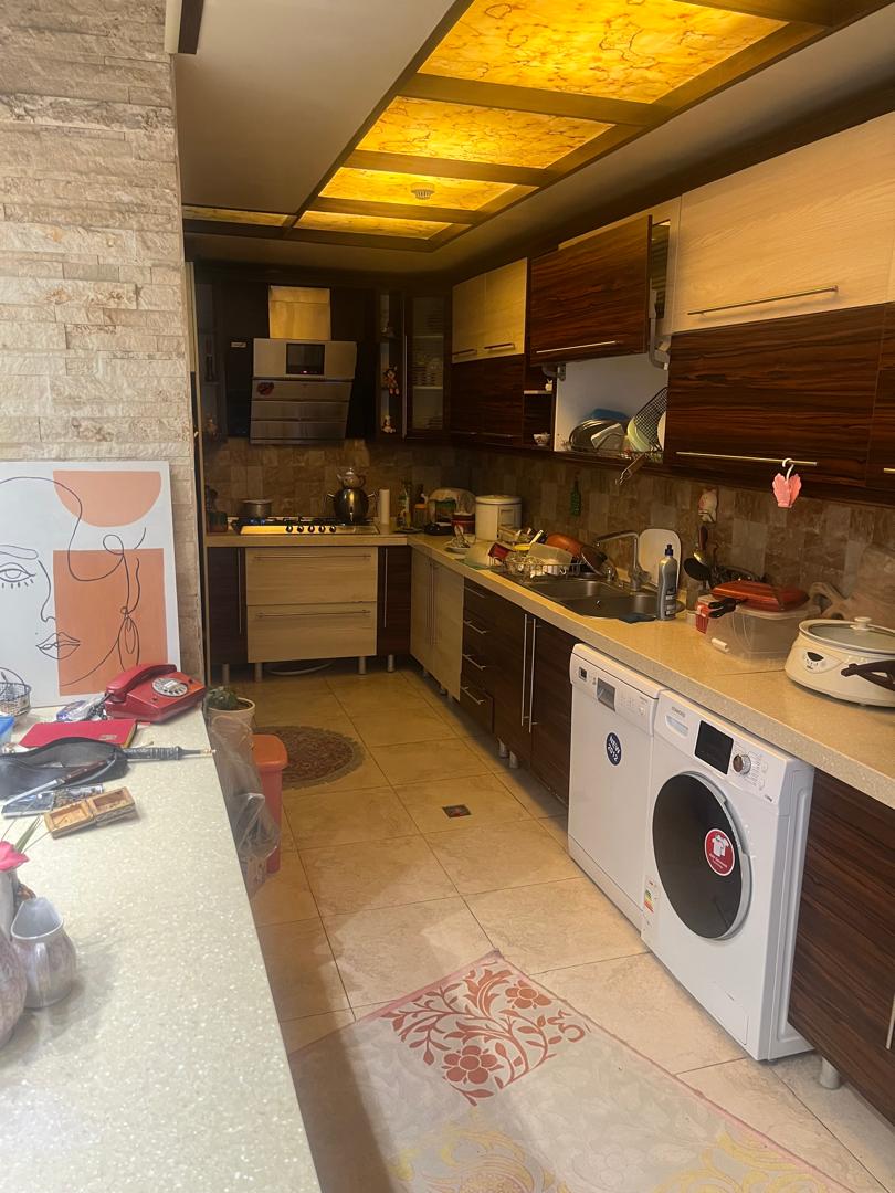 فروش آپارتمان 200متر نیاوران گلسنگ