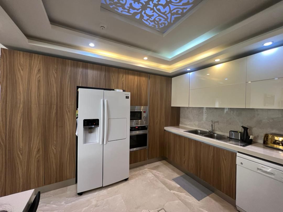 آپارتمان 200متر 3 خواب