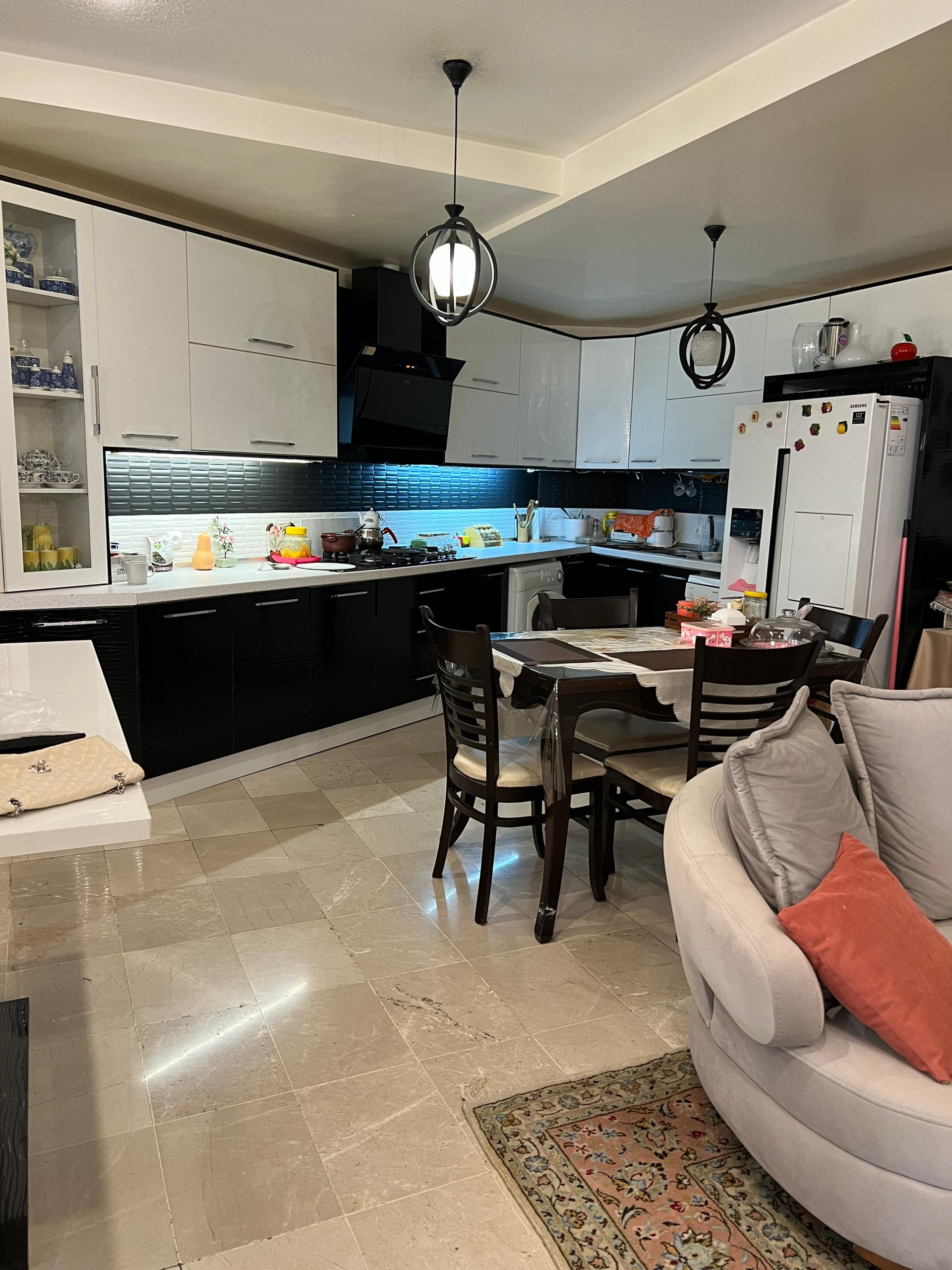 فروش اپارتمان 145 متر اقدسیه