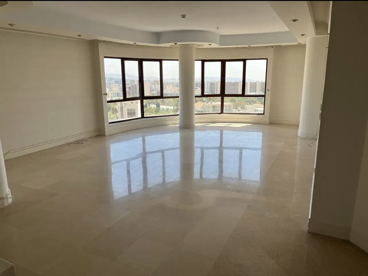 فروش آپارتمان 170 متر آجودانیه برج باغ
