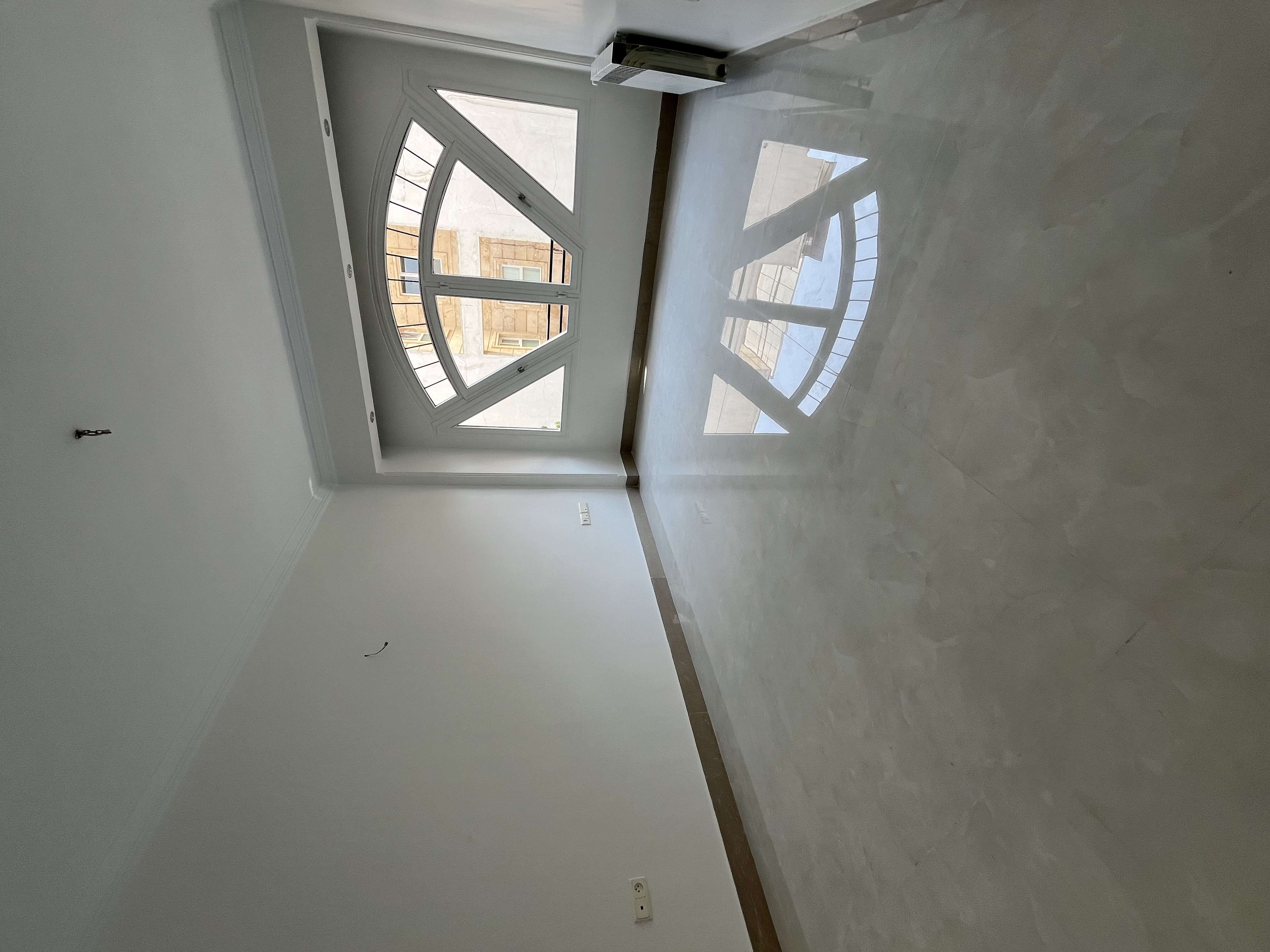 فروش آپارتمان 140 متر کیکاووس فول مشاعات تاپ لوکیشن