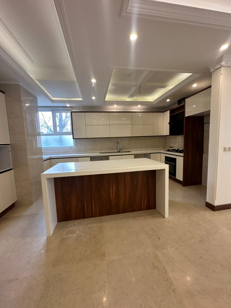 اجاره اپارتمان 150 متر فرمانیه تاپ لوکیشن