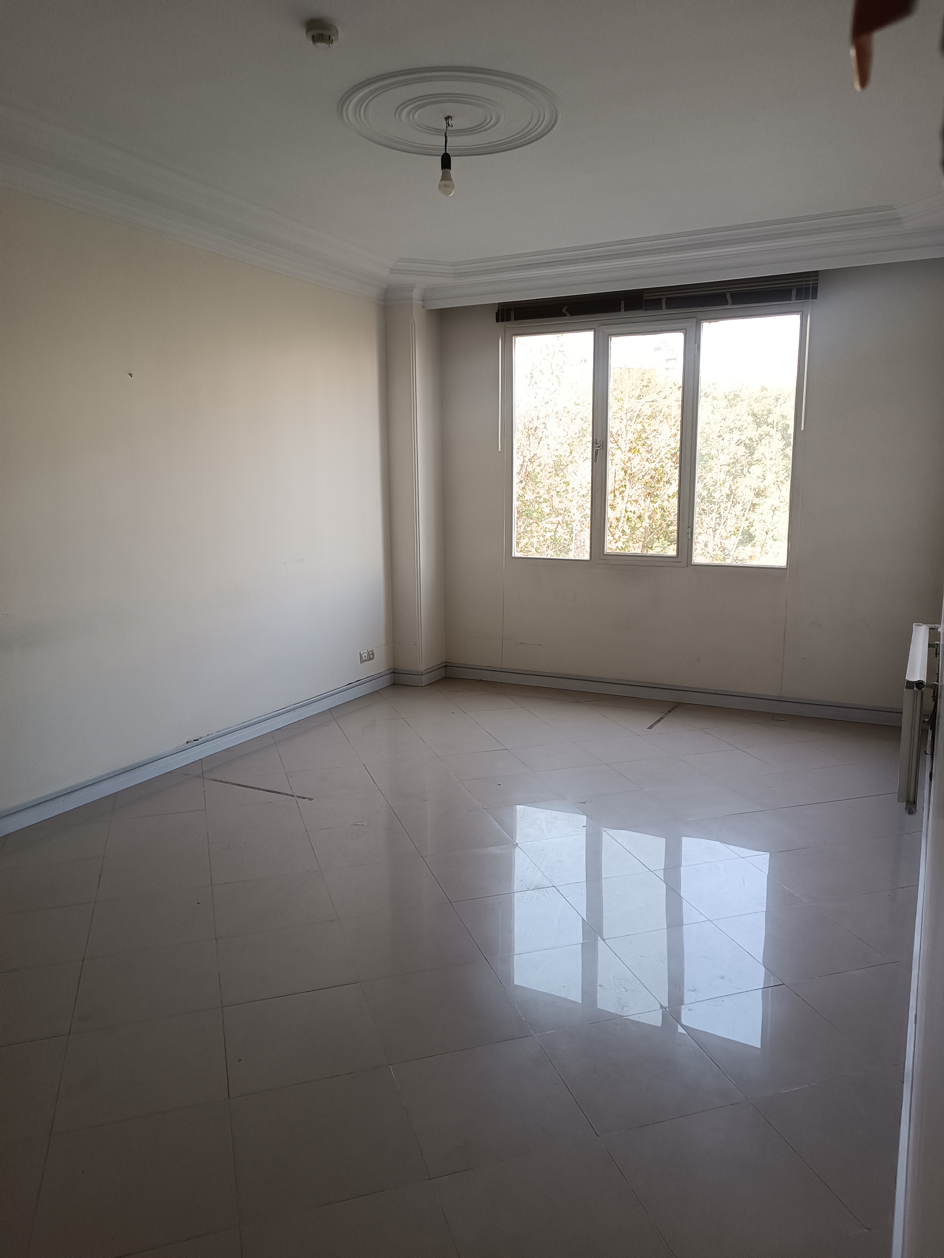 فروش آپارتمان 80 متر ازگل 2 خواب بالکن دار وییو مشجر