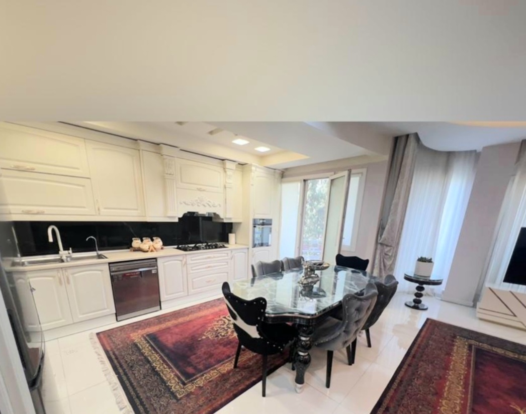 فروش آپارتمان 112 متر تاپ لوکیشن