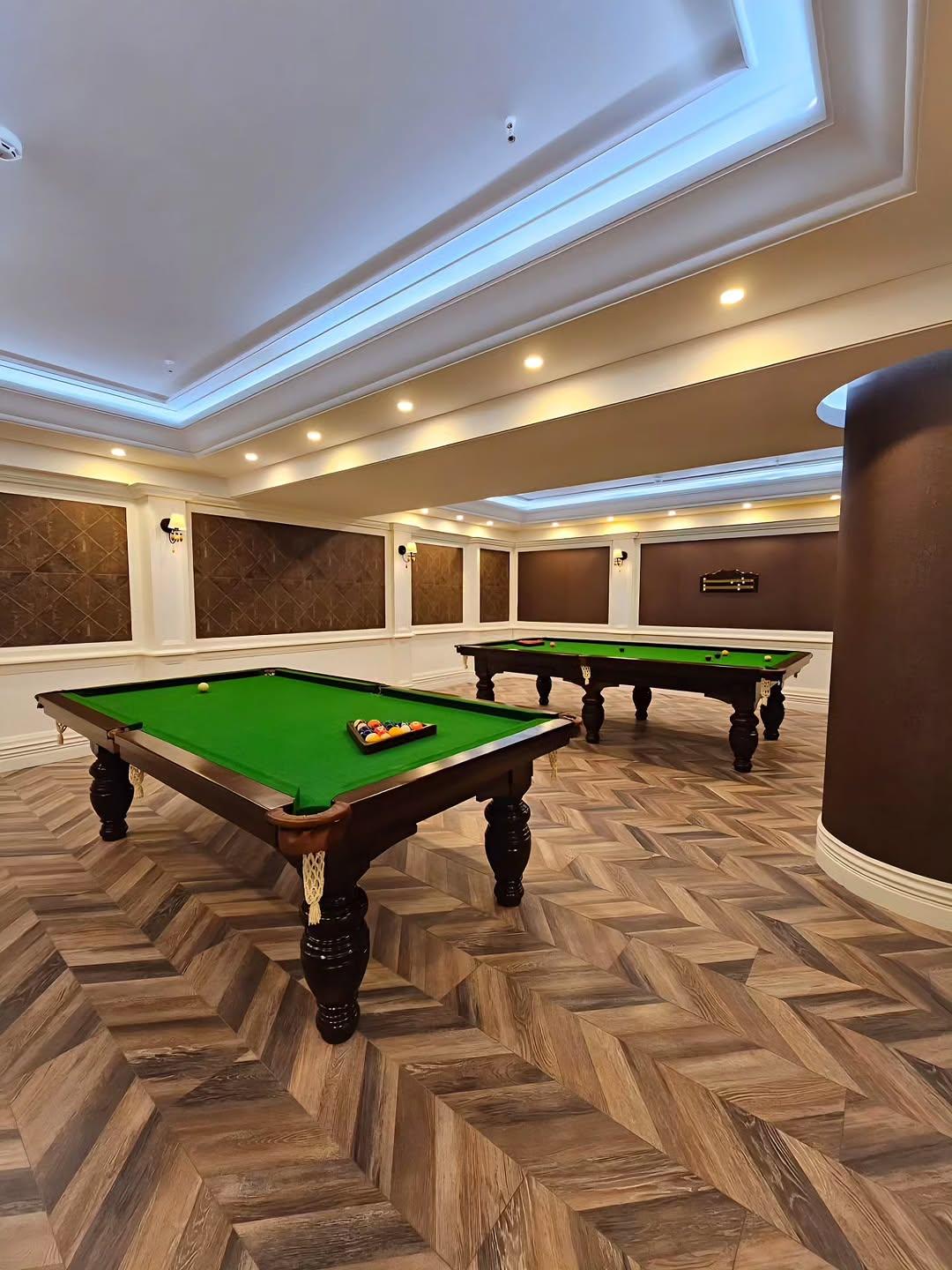 اجاره آپارتمان 220 متر فرمانیه فول مشاعات زیر قیمت