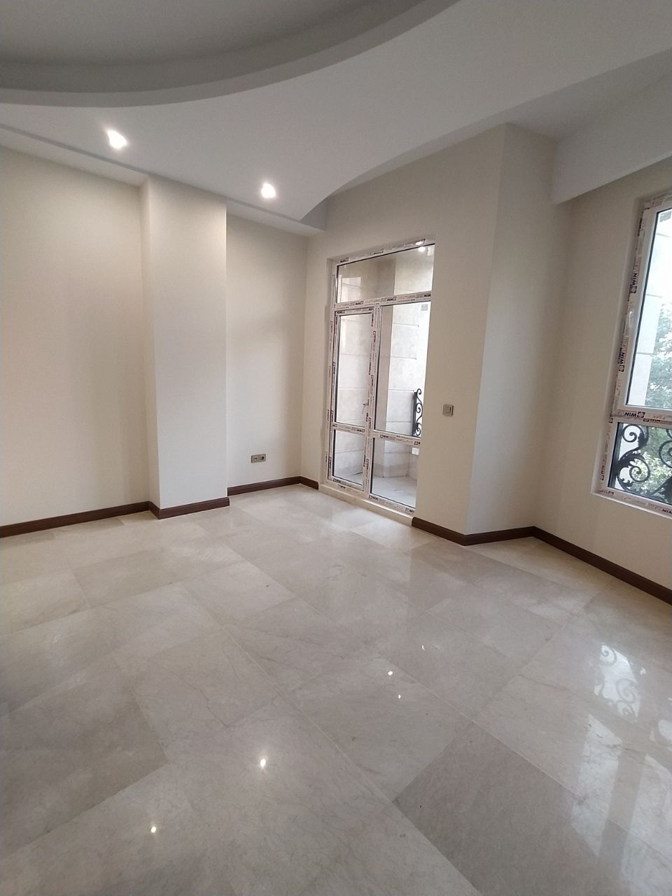 فروش آپارتمان 120متر دیباجی مشجر وشیک