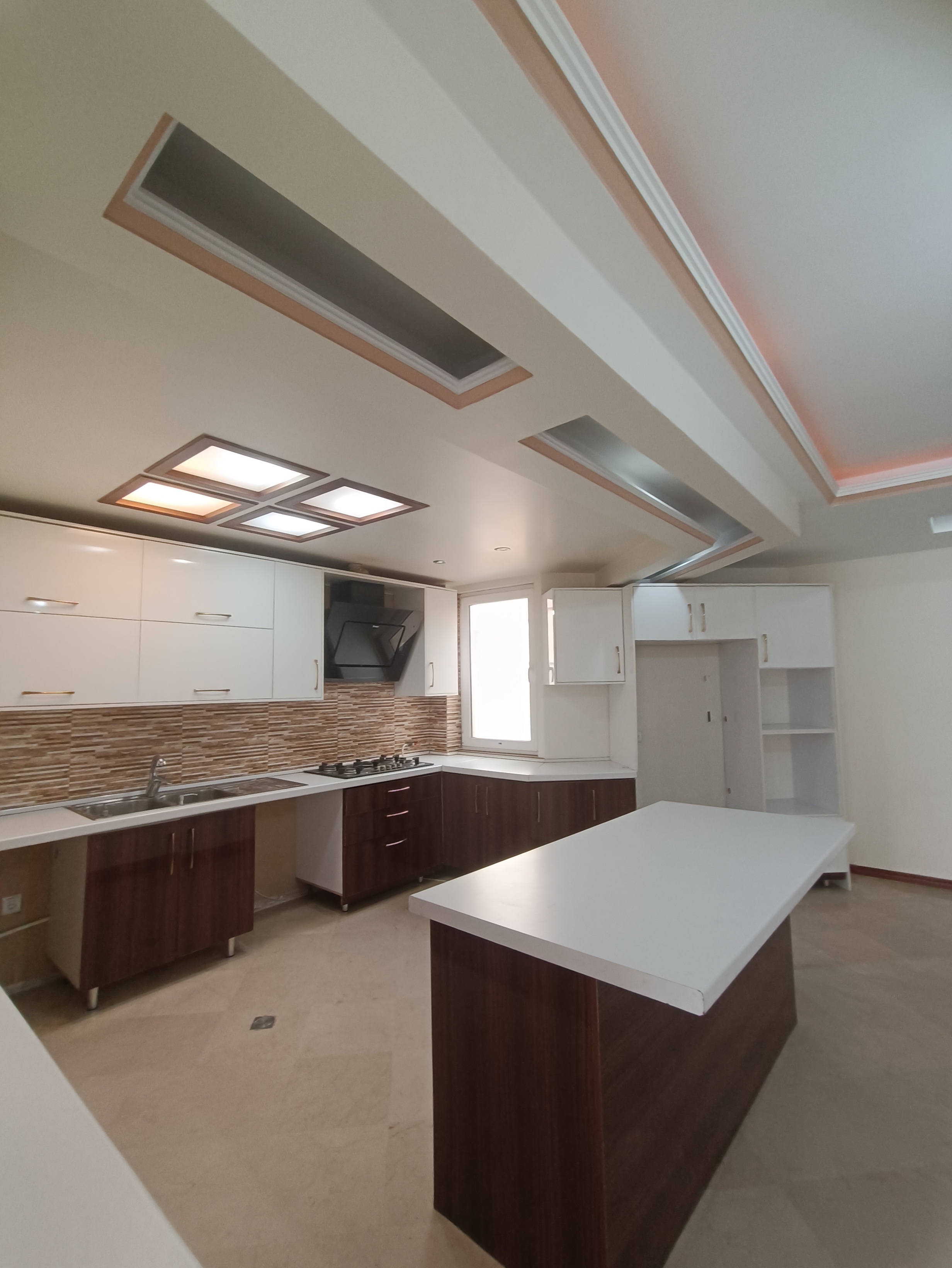 اجاره آپارتمان 190متر تاپ لوکیشن قیطریه