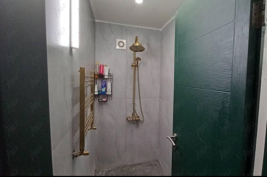 فروش آپارتمان 86 متر نارمک 46 متری شرقی