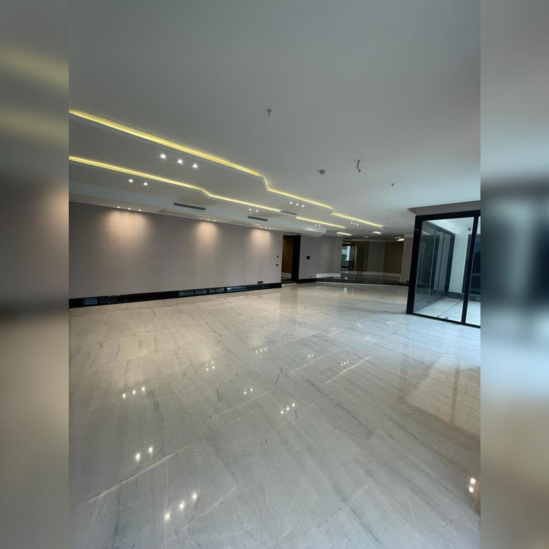 اجاره آپارتمان 270 متر بازسازی شده فول مشاعات**گلسنگ**