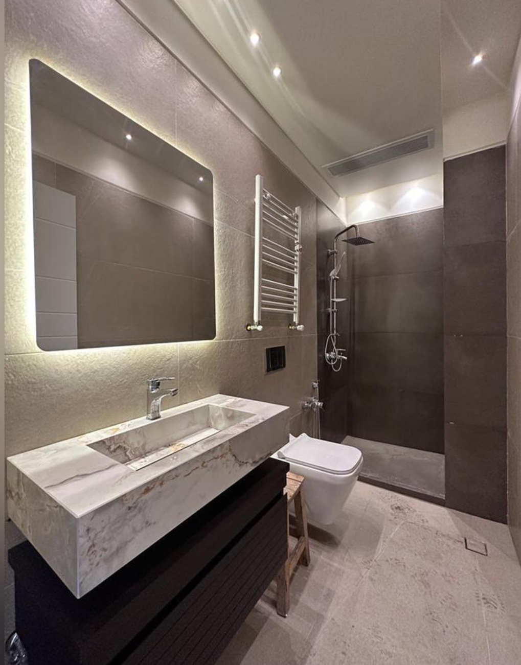 فروش آپارتمان 85 متر پاسداران غرق نور خوش نقشه