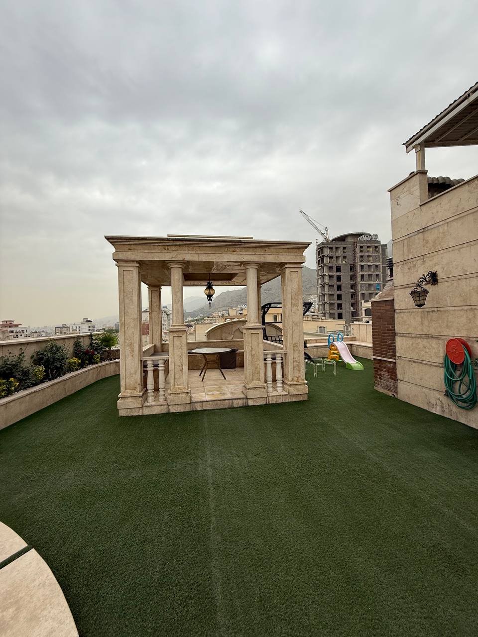 فروش آپارتمان  188متر نیاوران مناسب سرمایه گذاری