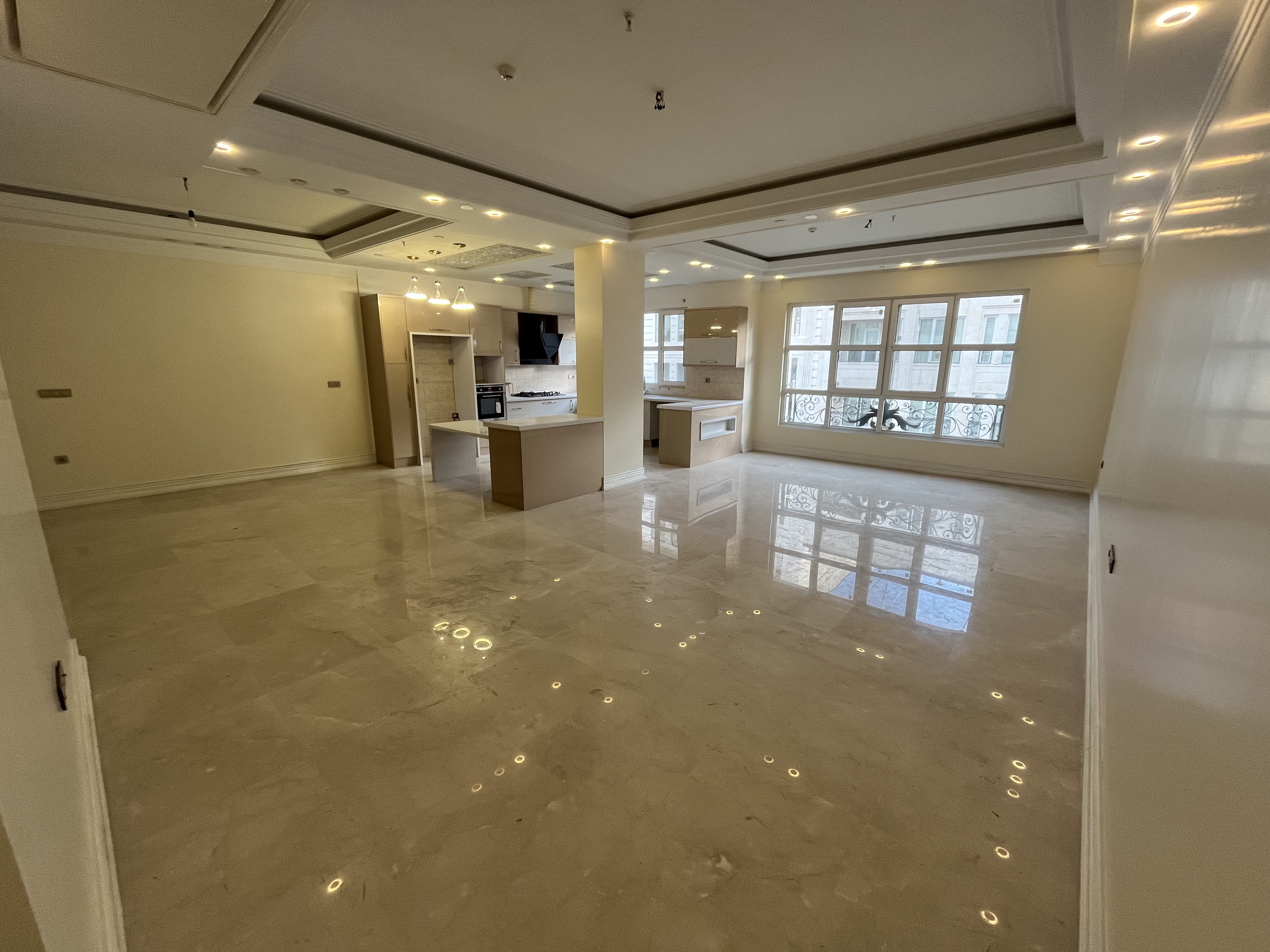 فروش آپارتمان 138 متر دروس 2پارکینگ سندی