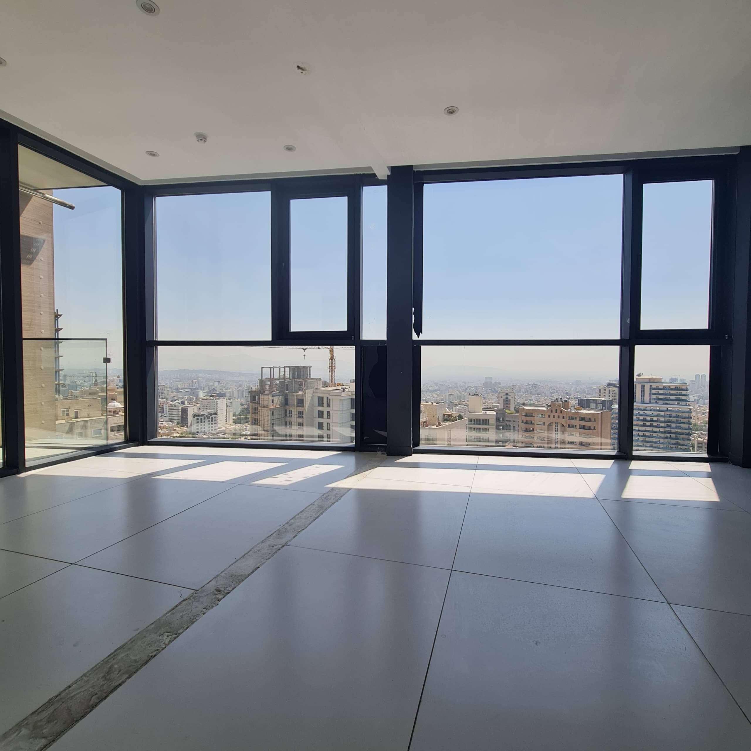 فروش آپارتمان در نیاوران