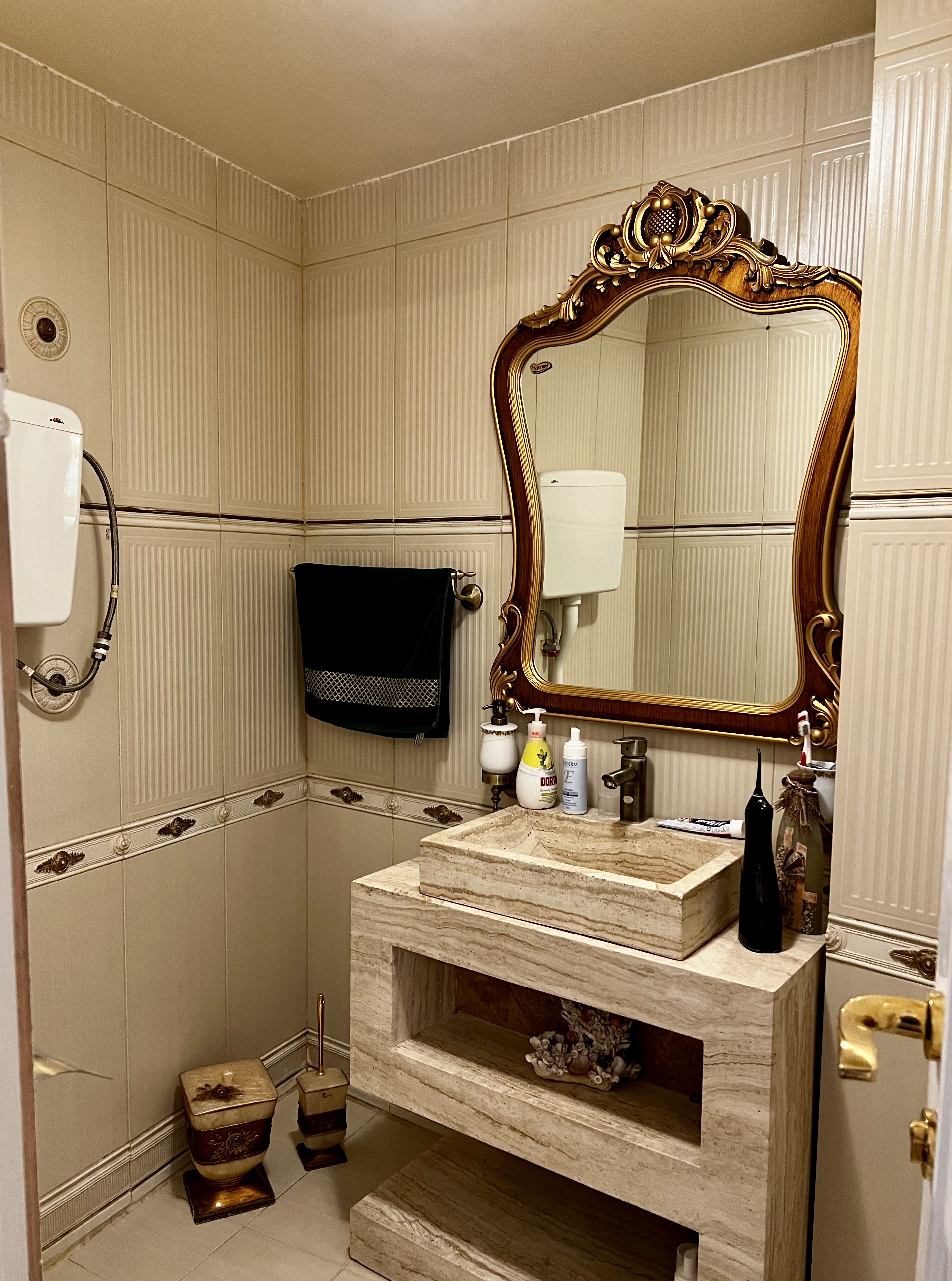 فروش آپارتمان 140 متر دیباجی پلان تفکیک نور دو جهت