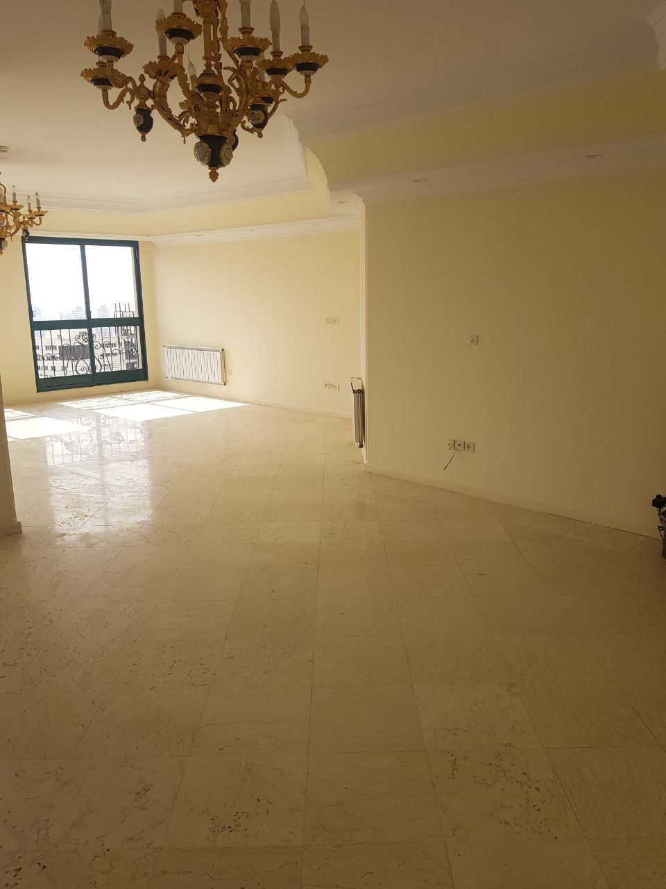 فروش آپارتمان 200 متر 3 خواب فول امکانات نیاوران
