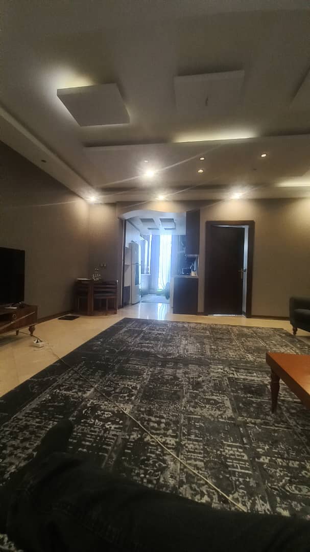 اجاره آپارتمان 100متر دو خواب نیاوران مژده