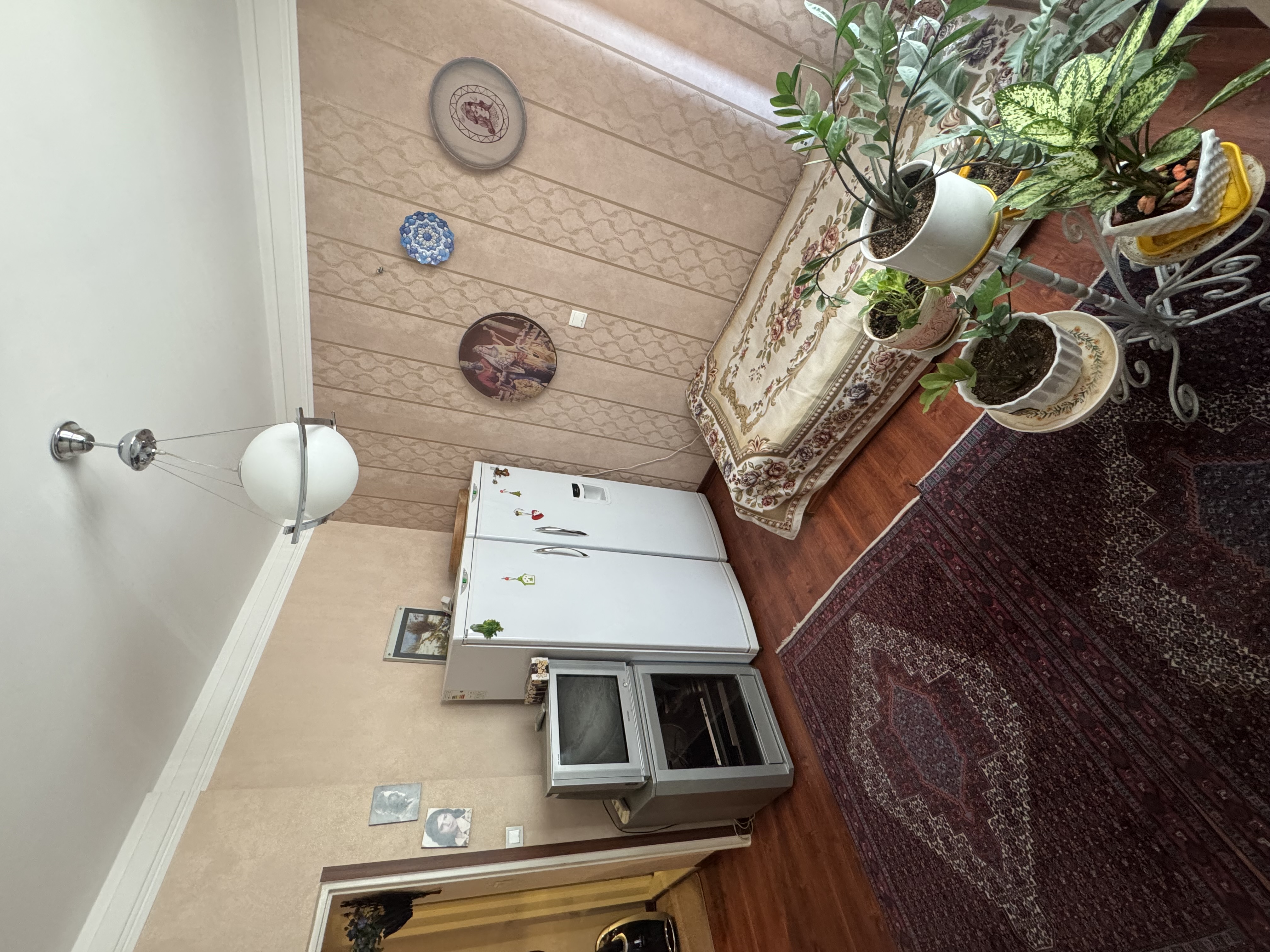 فروش آپارتمان 85متر ازگل 2خواب زیرقیمت