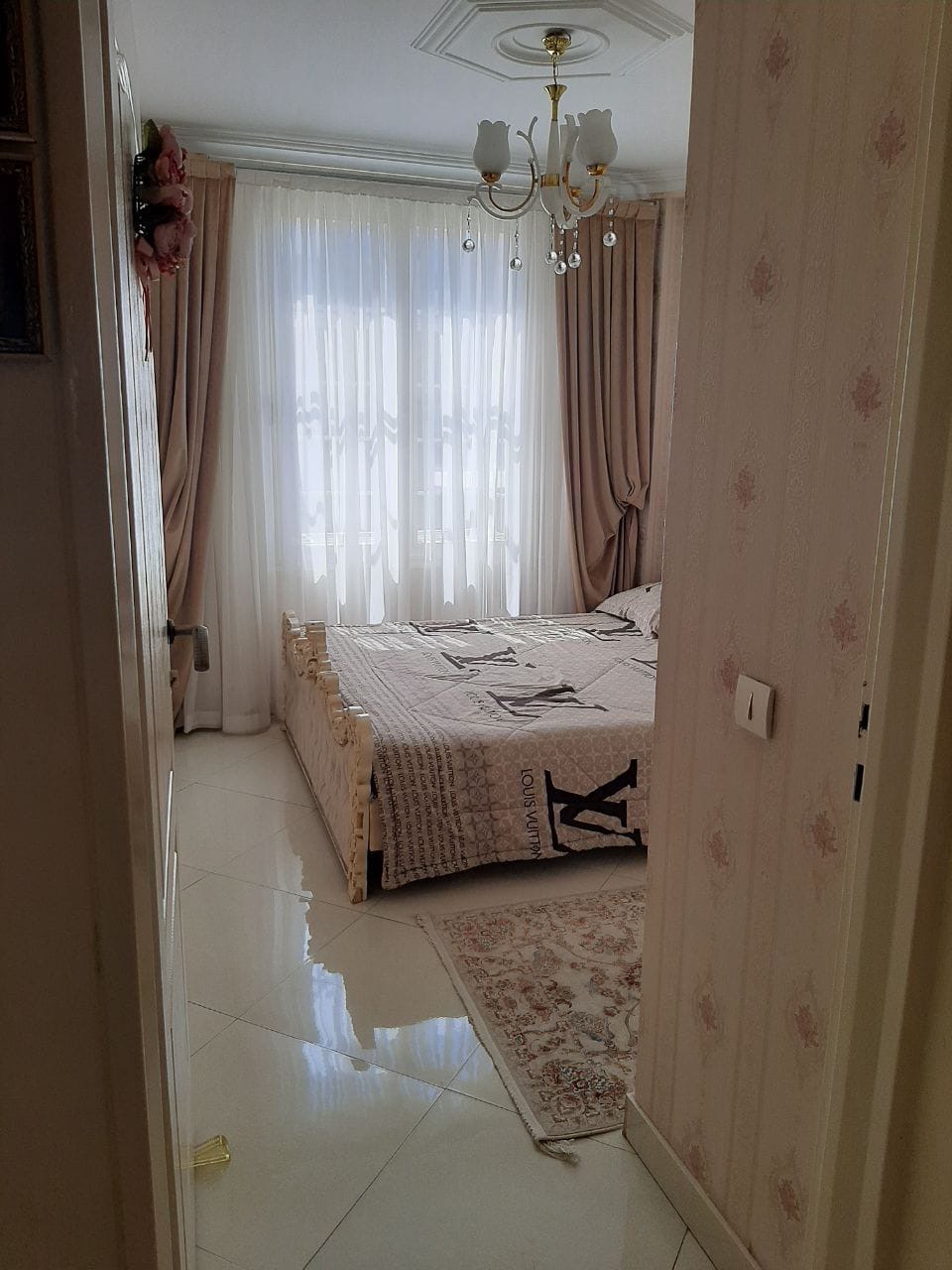 فروش اپارتمان 90 متر فدک فول امکانات خوش نقشه غرق در نور