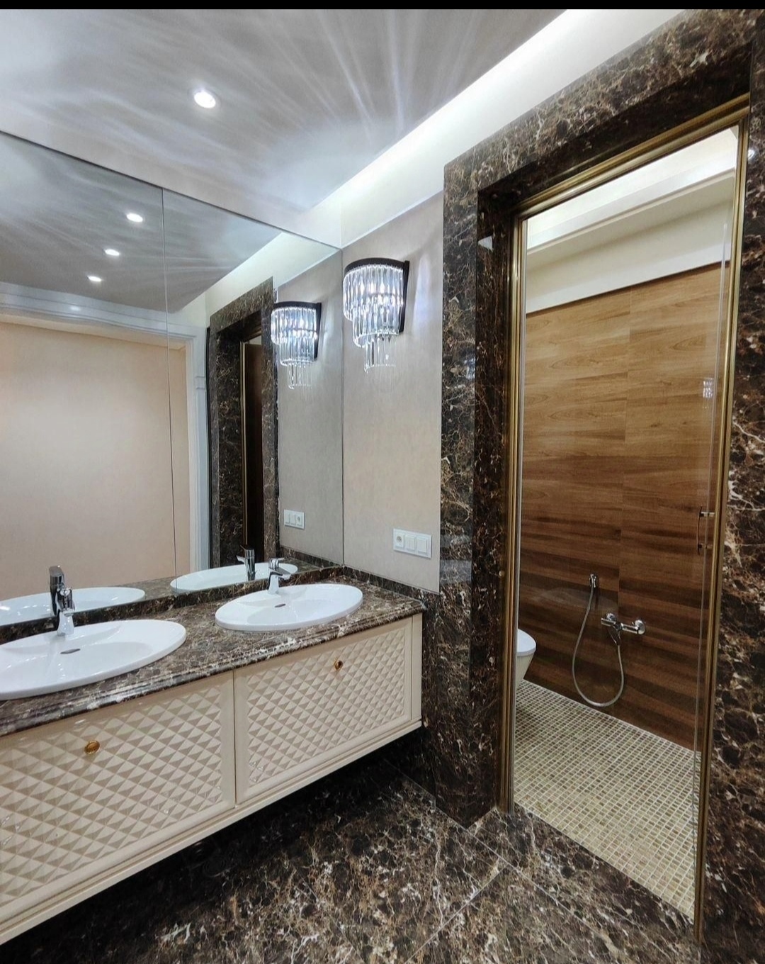 اجاره آپارتمان 179 متر گلسنگ نیاوران تاپ لوکیشن