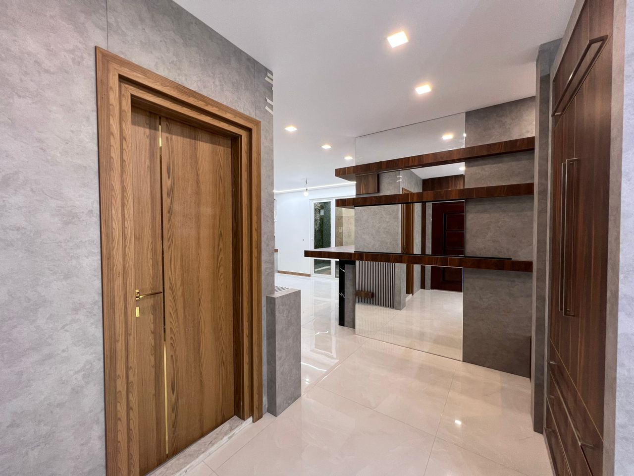 فروش آپارتمان 210متر نیاوران 2پارکینگ