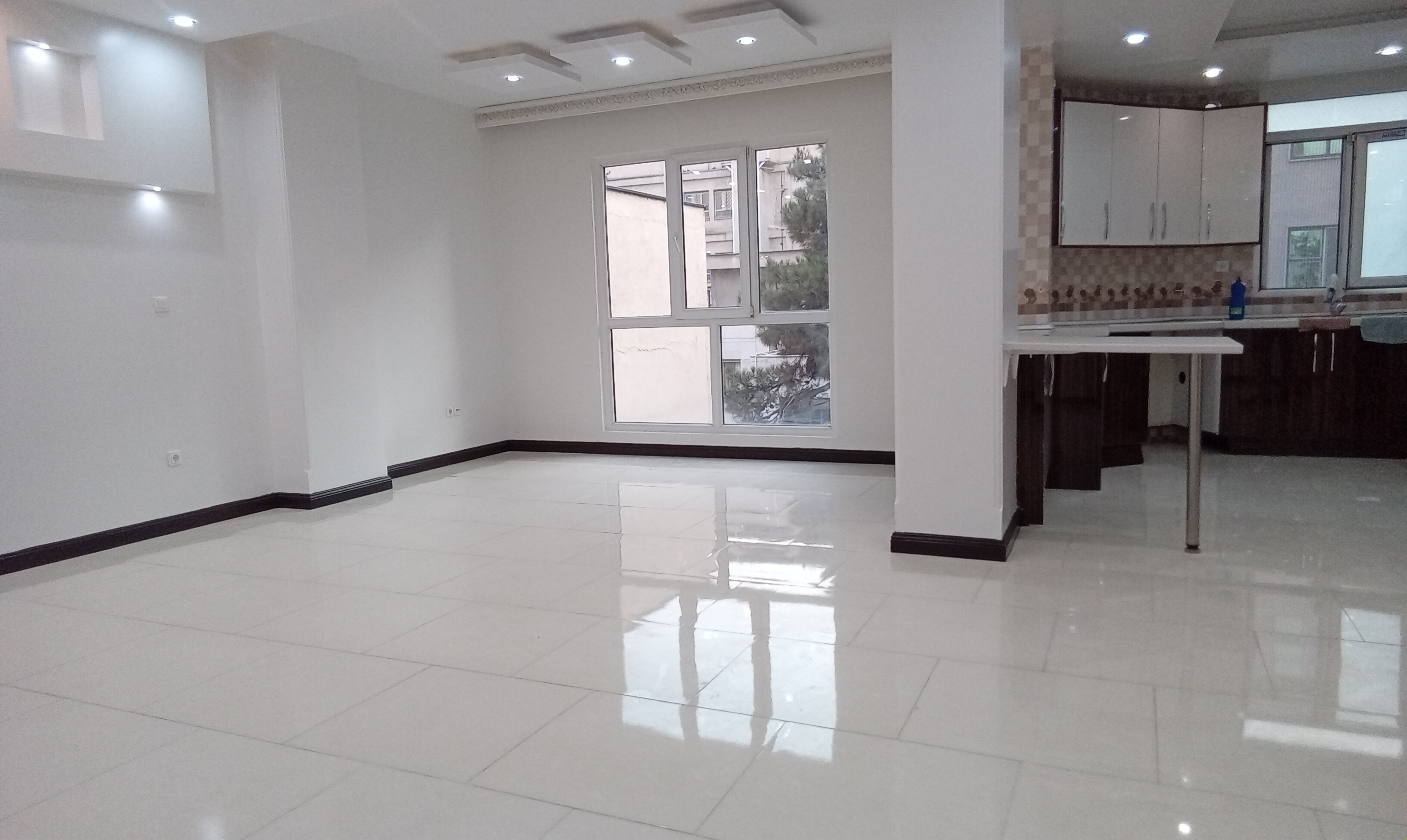 108متر دوخواب امکانات کامل