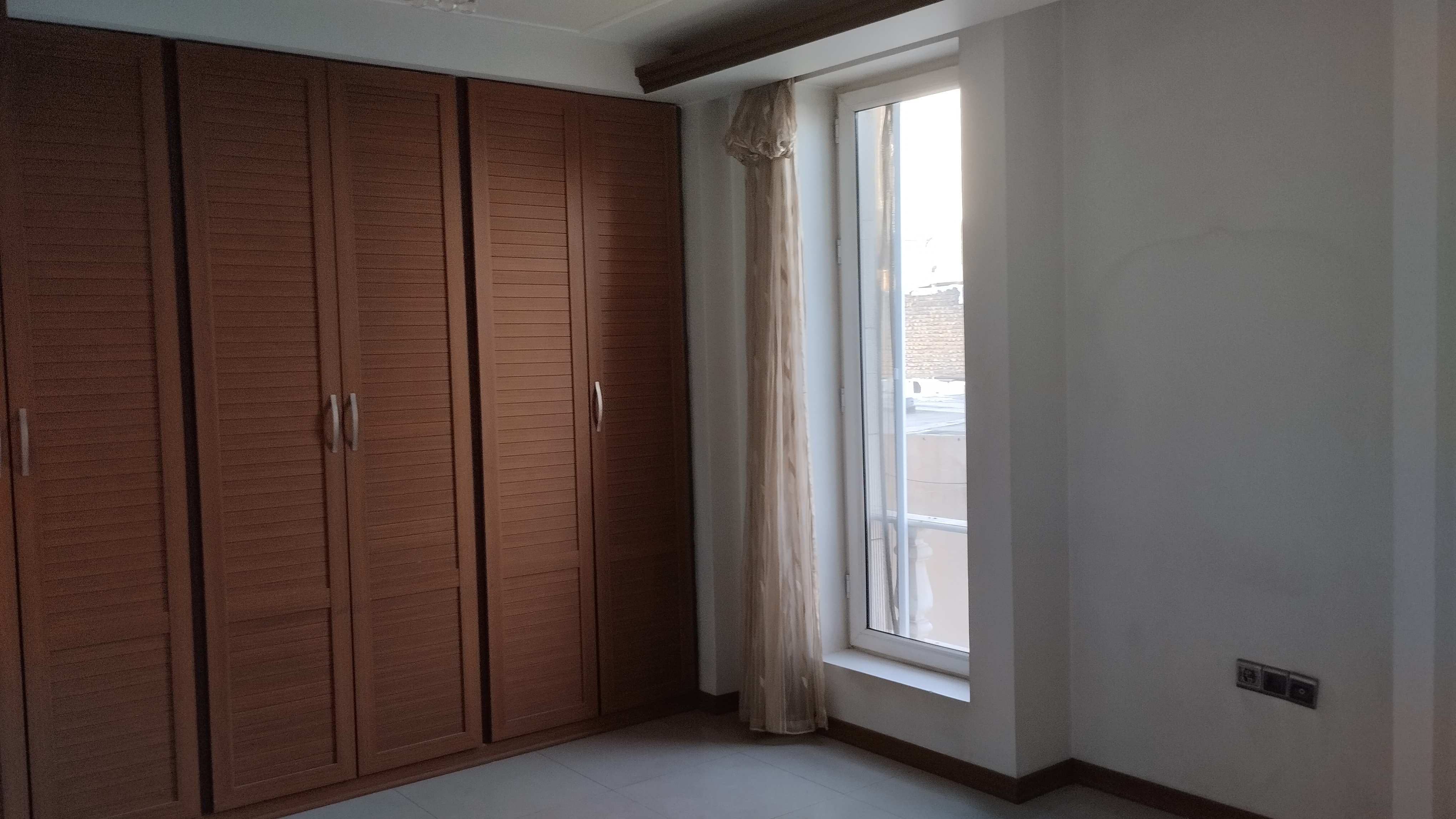 فروش آپارتمان 185 متر نیاوران 3 خواب فول امکانات