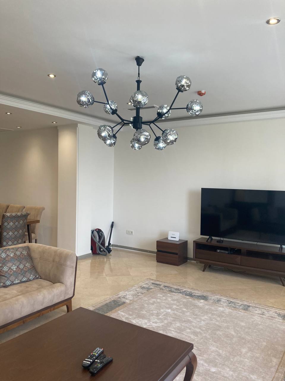 فروش اپارتمان 100متر نیاوران دو خواب