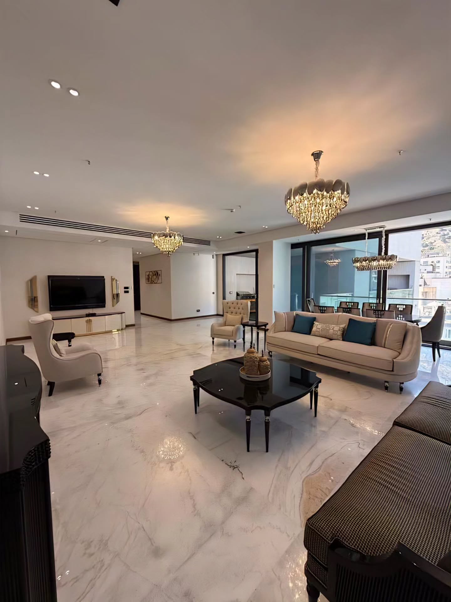 اجاره آپارتمان 180 متر آجودانیه فول مشاعات فول فرنیش