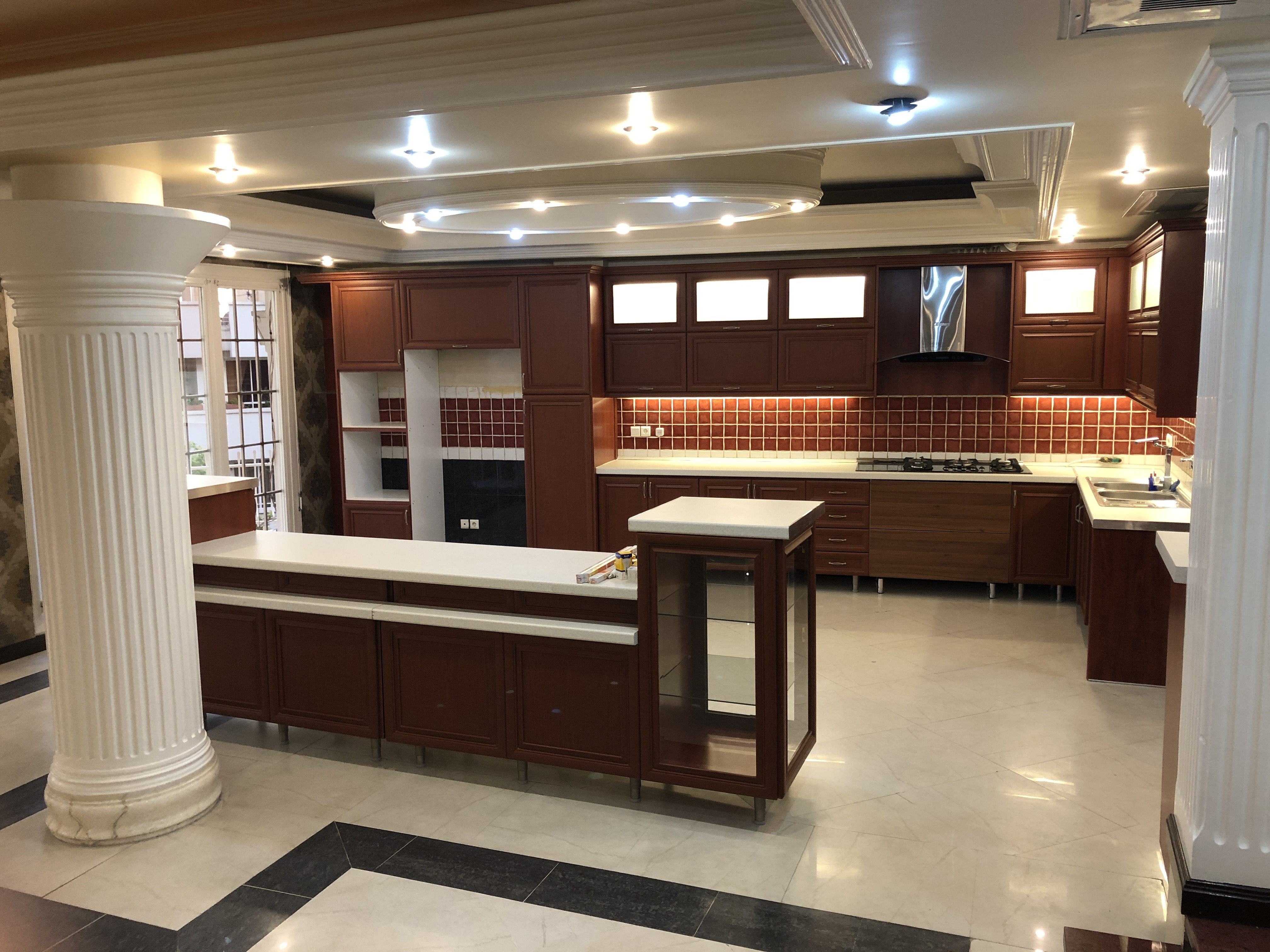 اجاره آپارتمان 400 متر فرمانیه 4 خواب