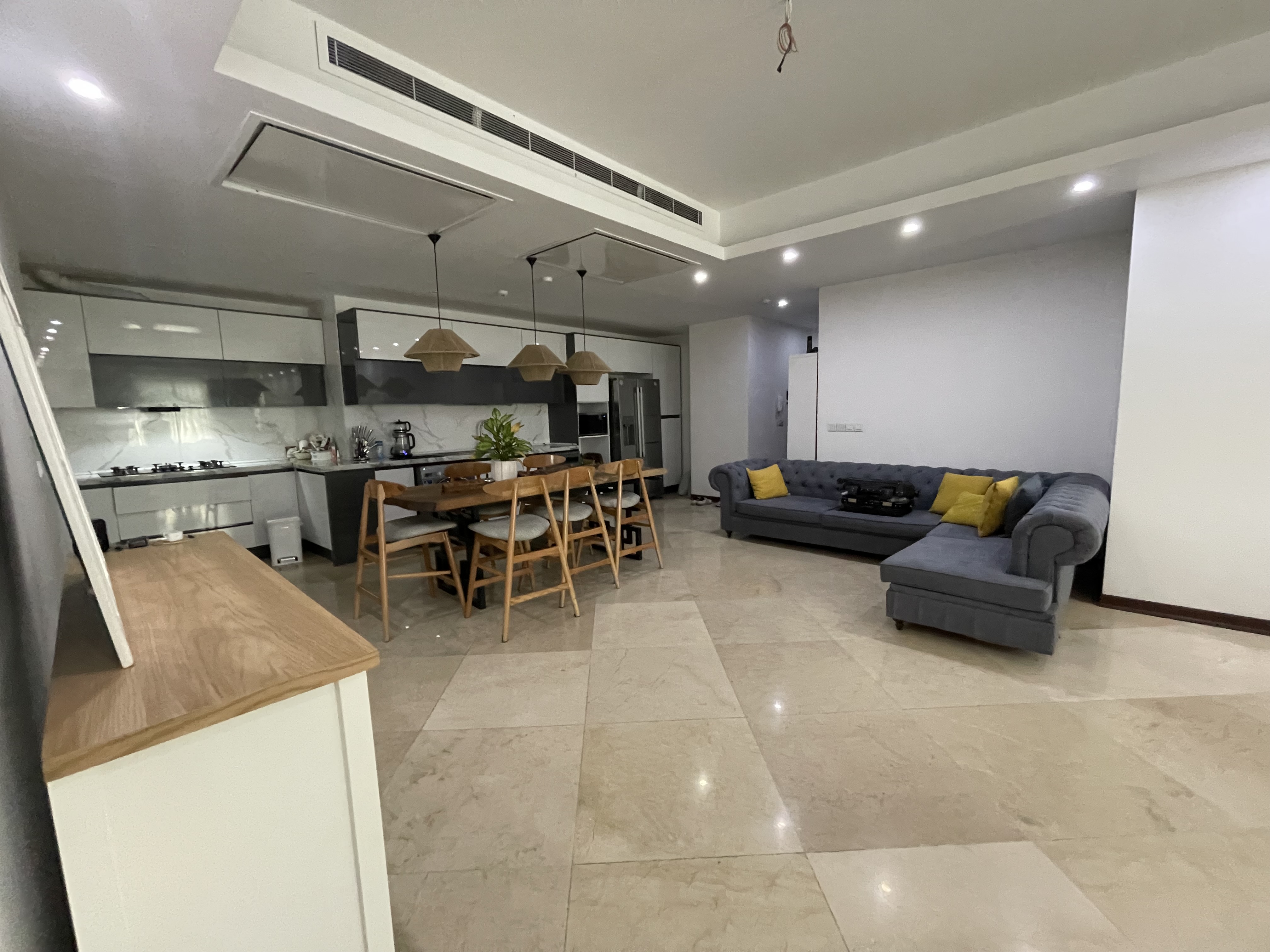 فروش آپارتمان 125متر اقدسیه فول مشاعات