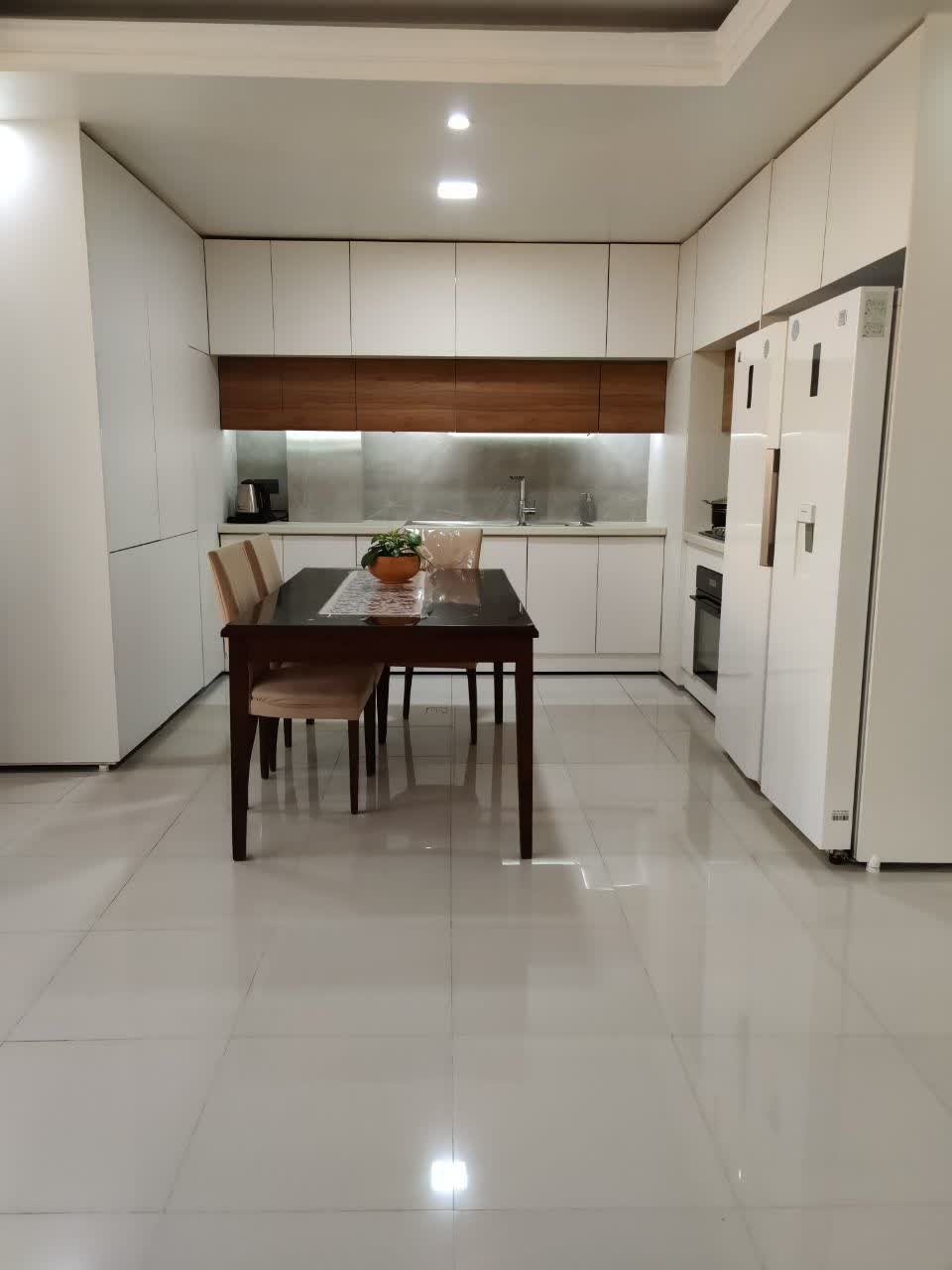 فروش آپارتمان 92متر نارمک فول امکانات