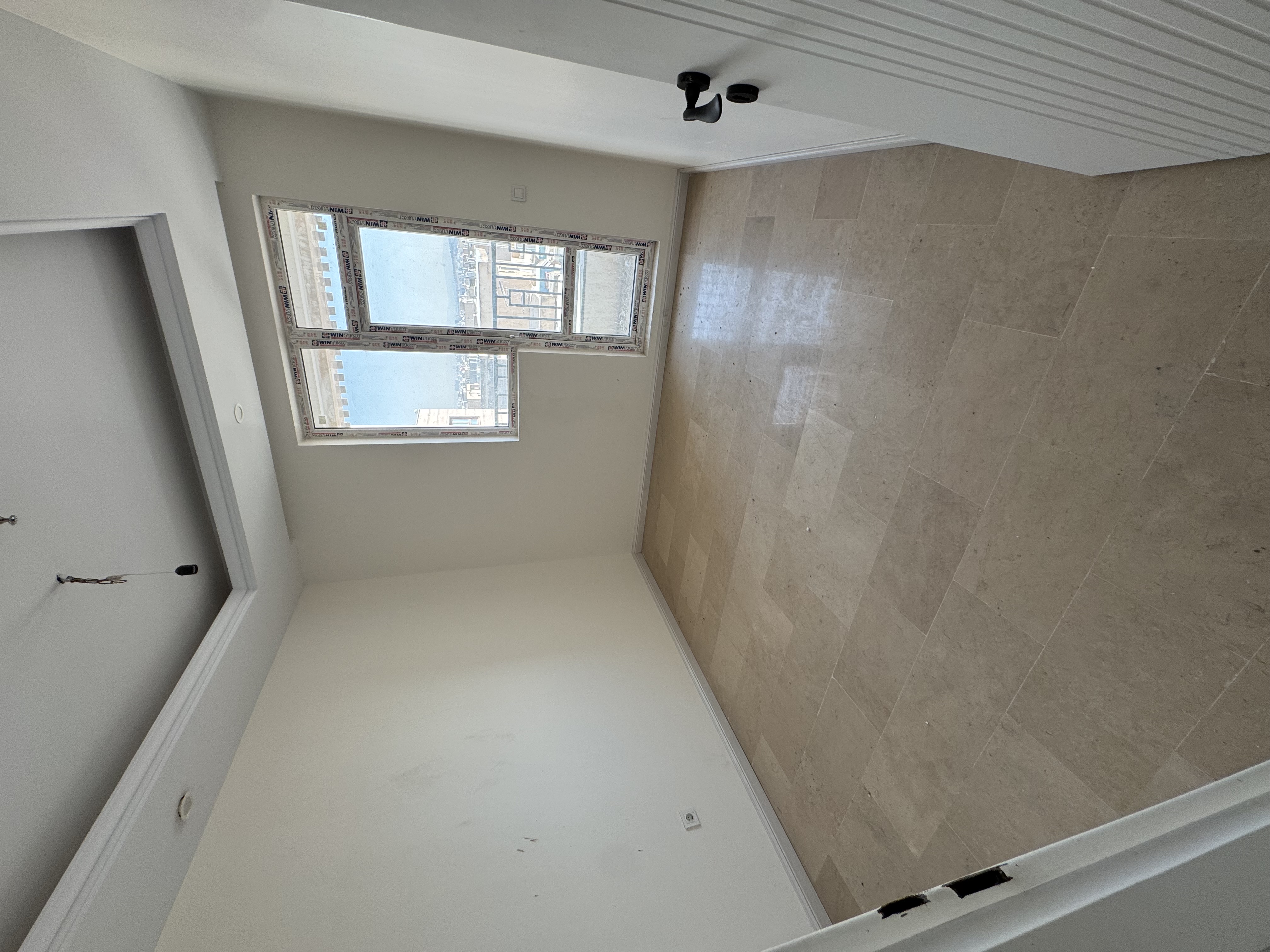 اجاره اپارتمان 140 متر نارمک 3خوابه کلید نخورده