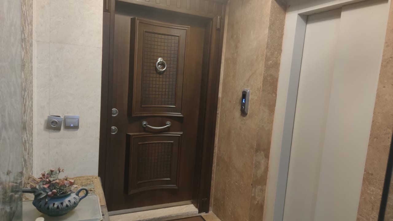 اجاره آپارتمان 200 متر نیاوران مشاعات آبی