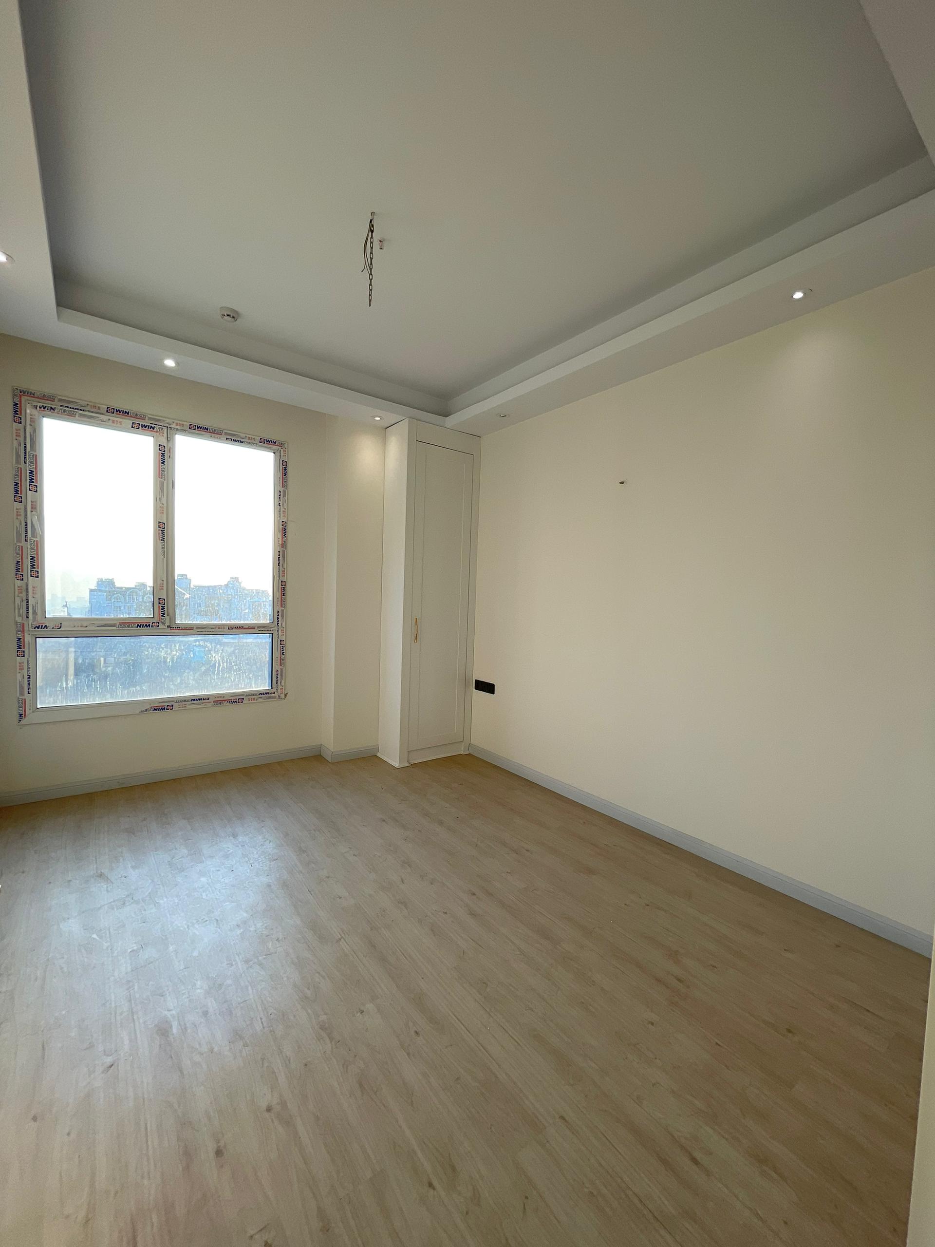 فروش آپارتمان 120متر کیکاووس نوساز کلیدنخورده